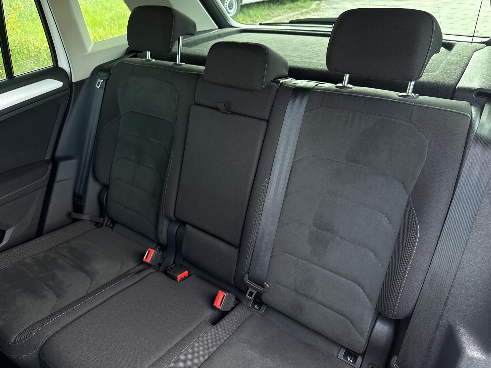 Volkswagen Tiguan - zdjęcie 33