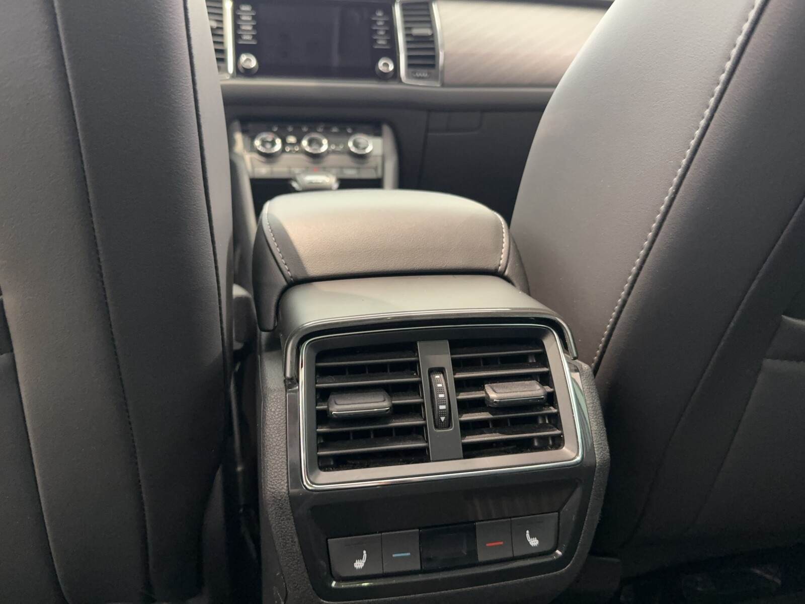 Škoda Kodiaq - zdjęcie 13