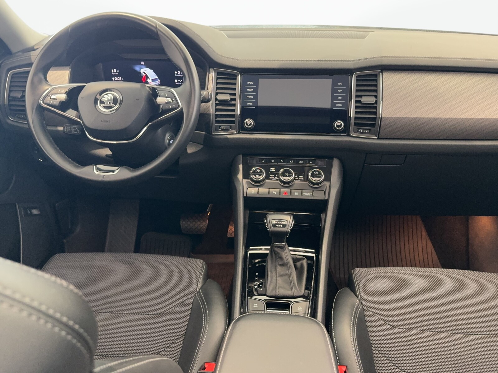 Škoda Kodiaq - zdjęcie 14