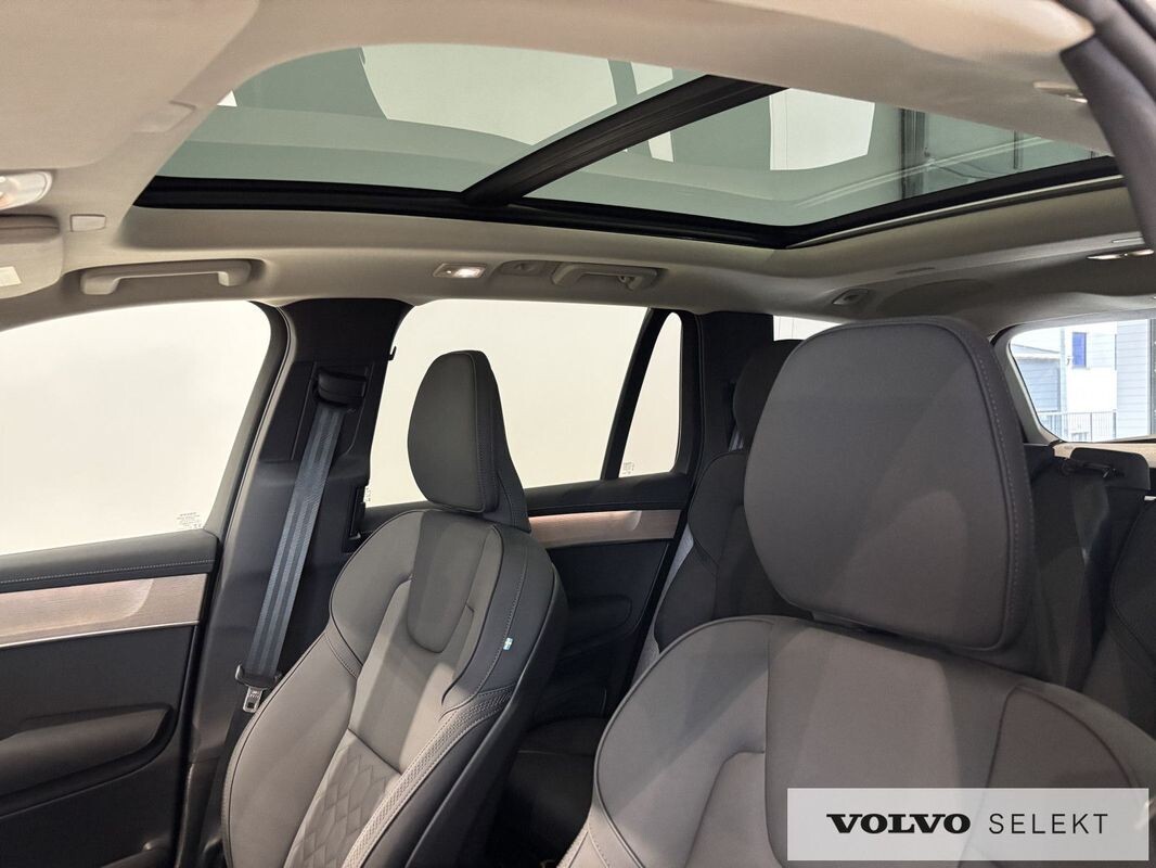 Volvo XC 90 - zdjęcie 18