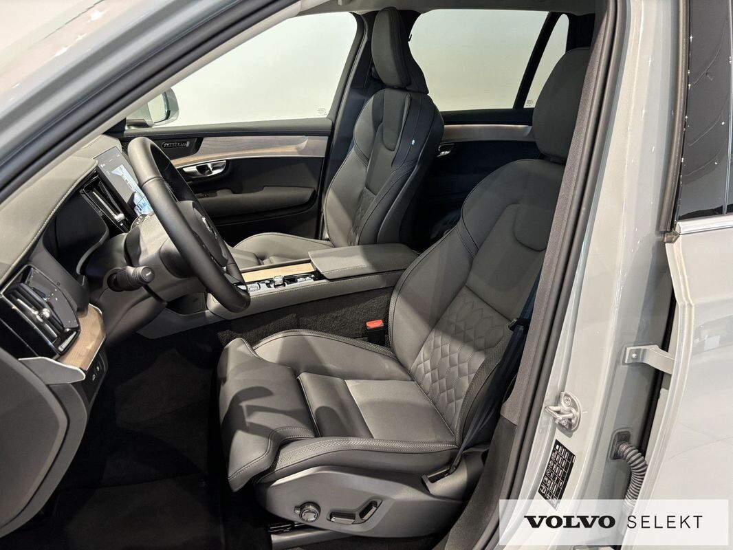 Volvo XC 90 - zdjęcie 18