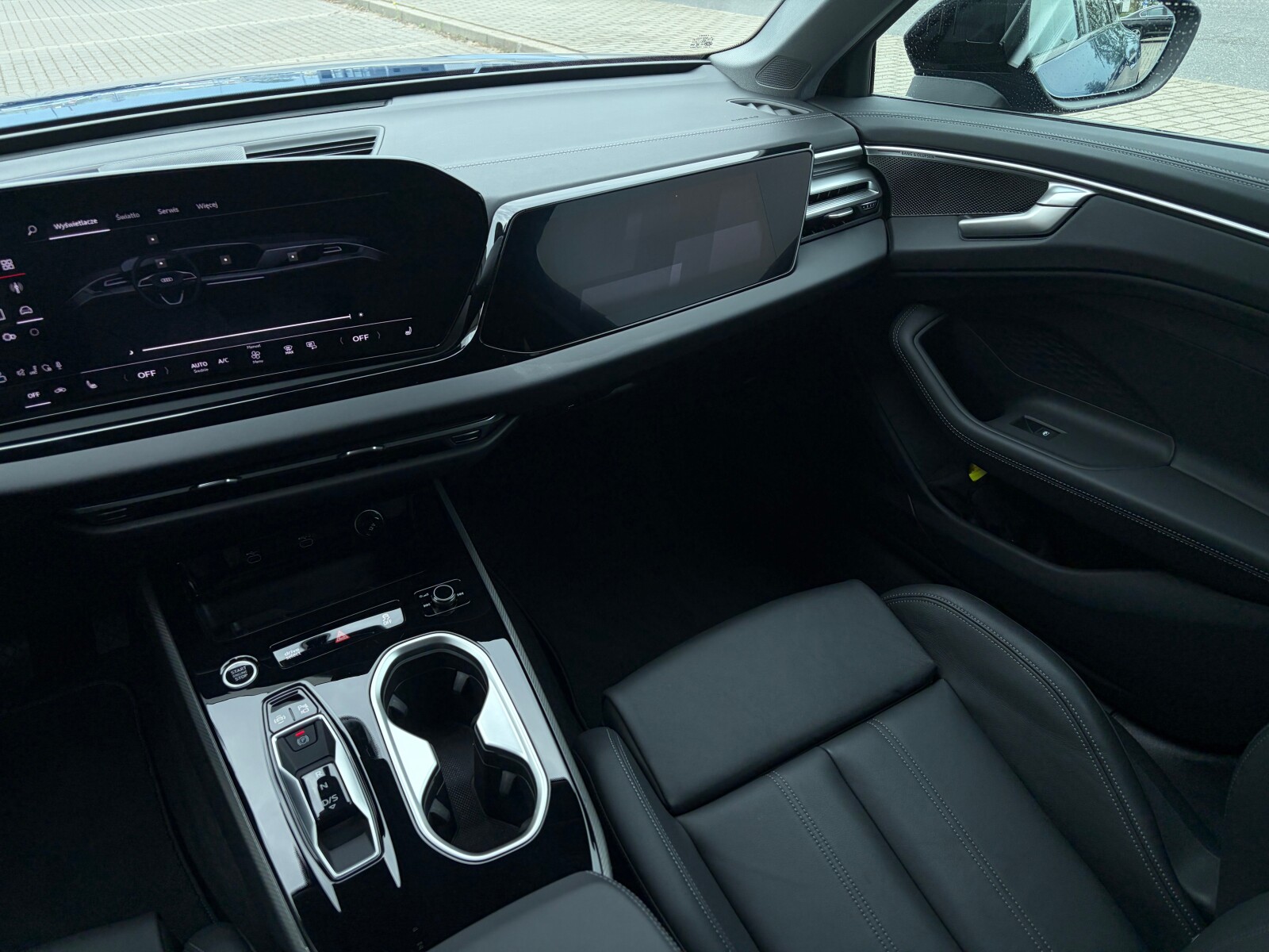 Audi A6 Avant - zdjęcie 18
