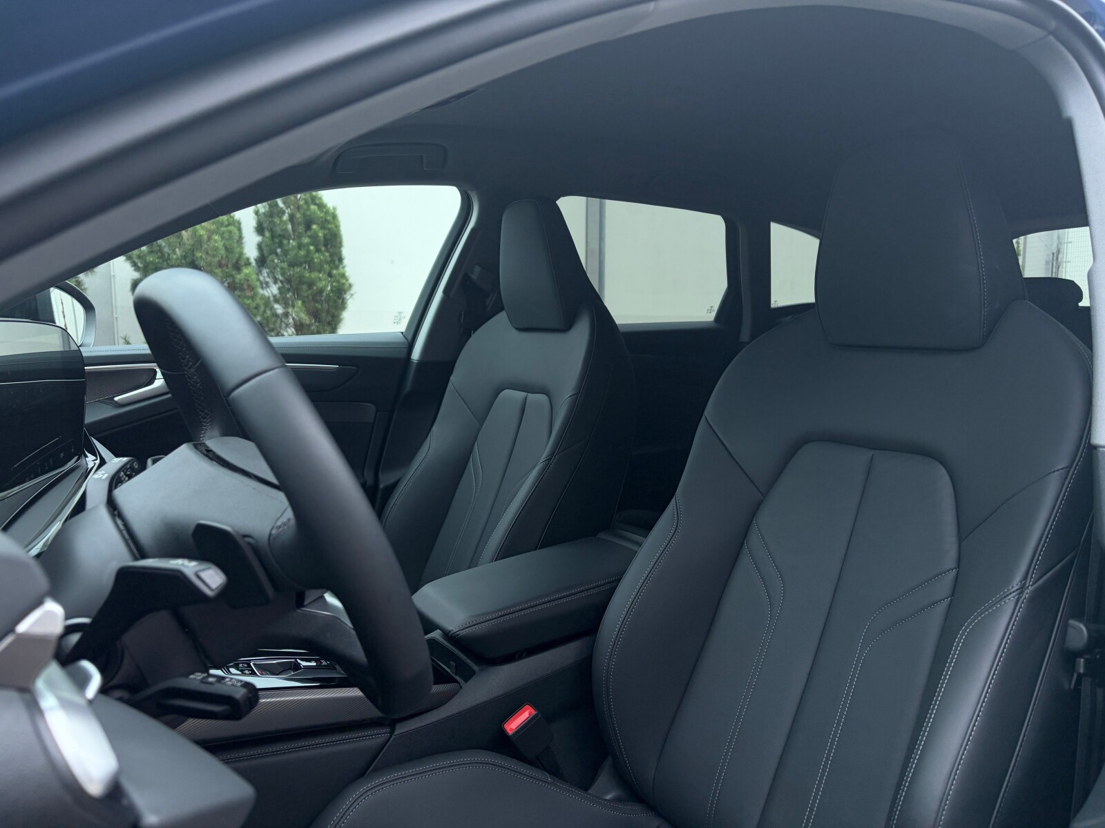 Audi A6 Avant - zdjęcie 10