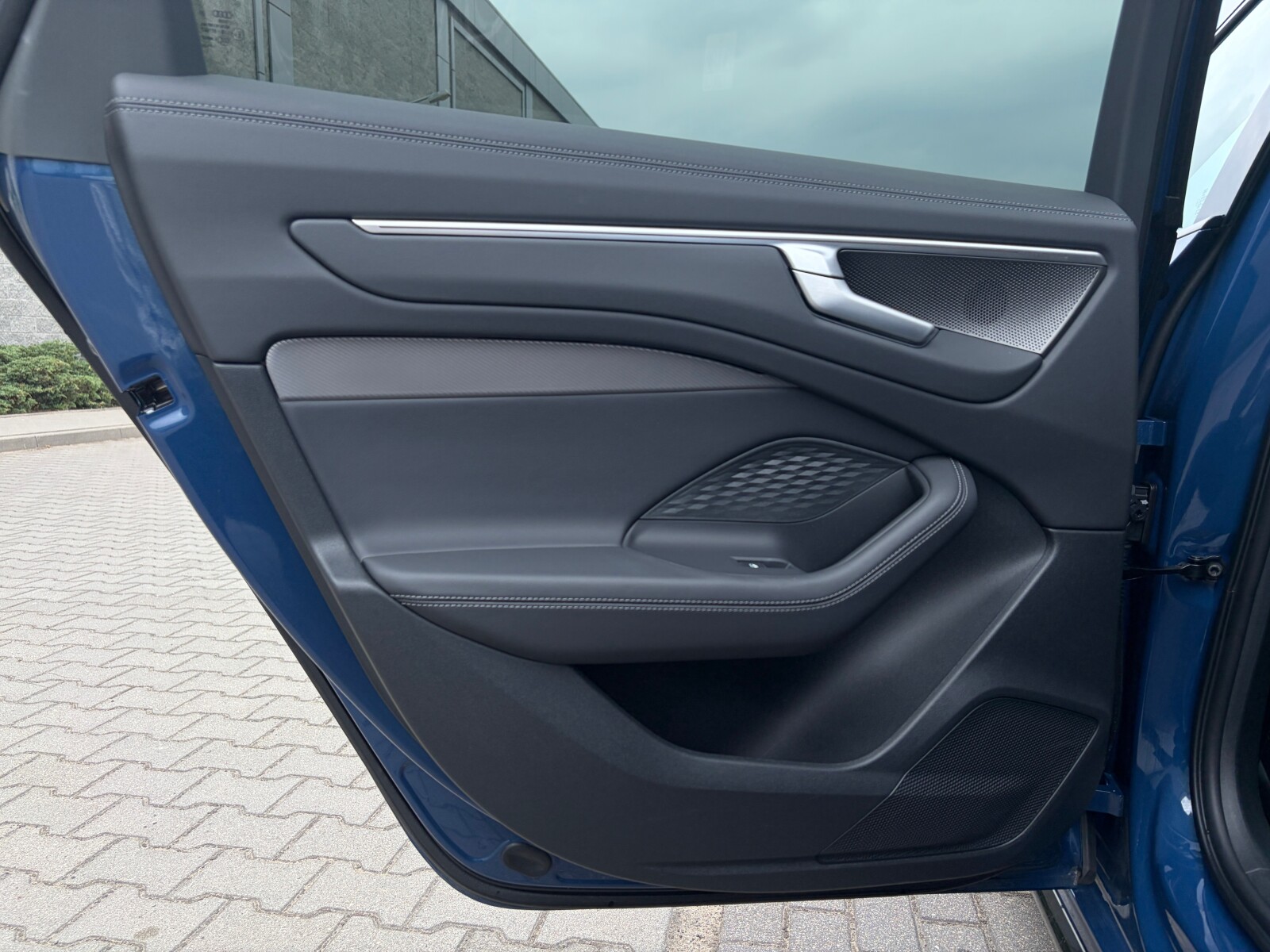 Audi A6 Avant - zdjęcie 21