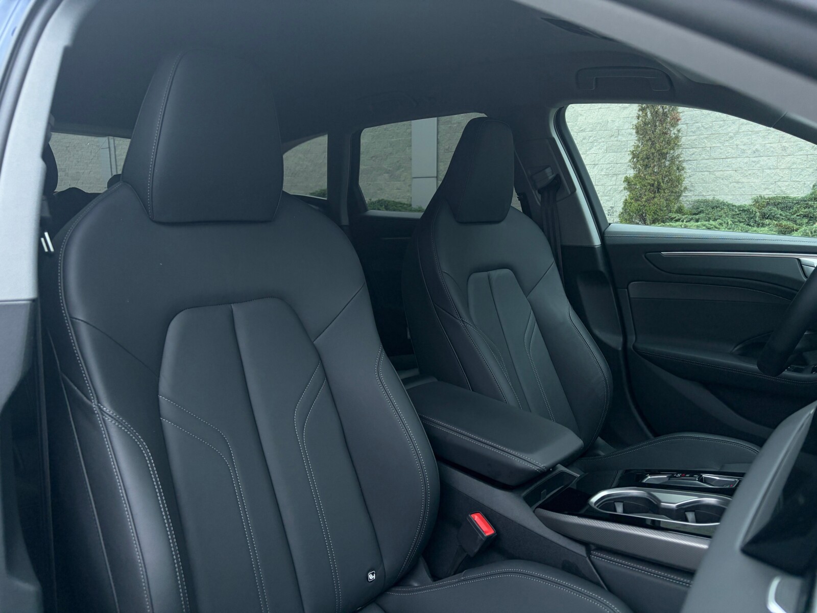 Audi A6 Avant - zdjęcie 20
