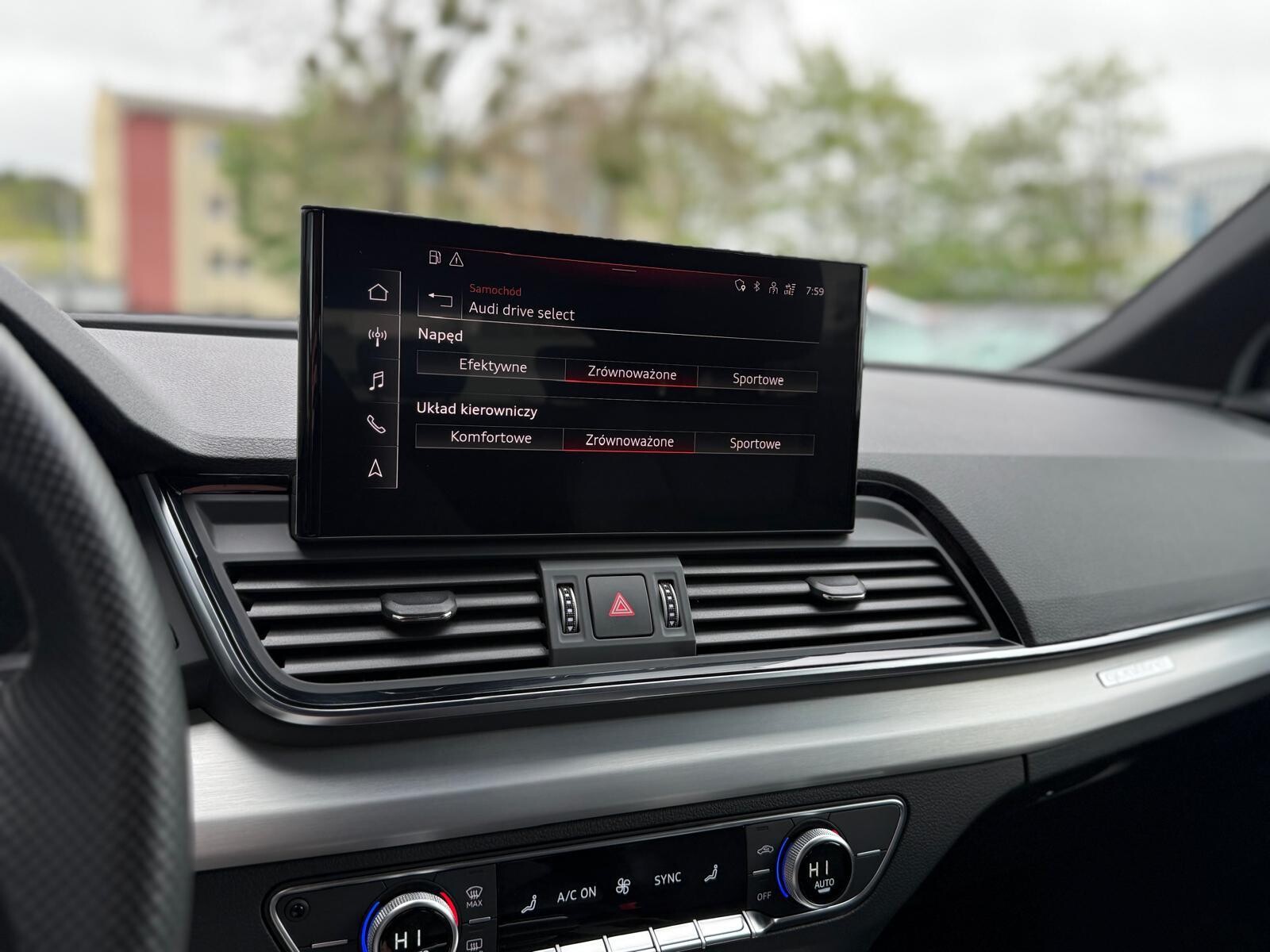 Audi Q5 Sportback TFSI e - zdjęcie 33