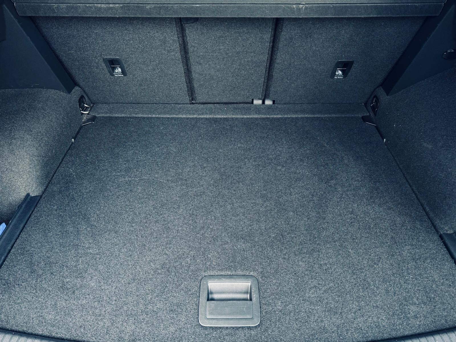 Volkswagen Tiguan - zdjęcie 10
