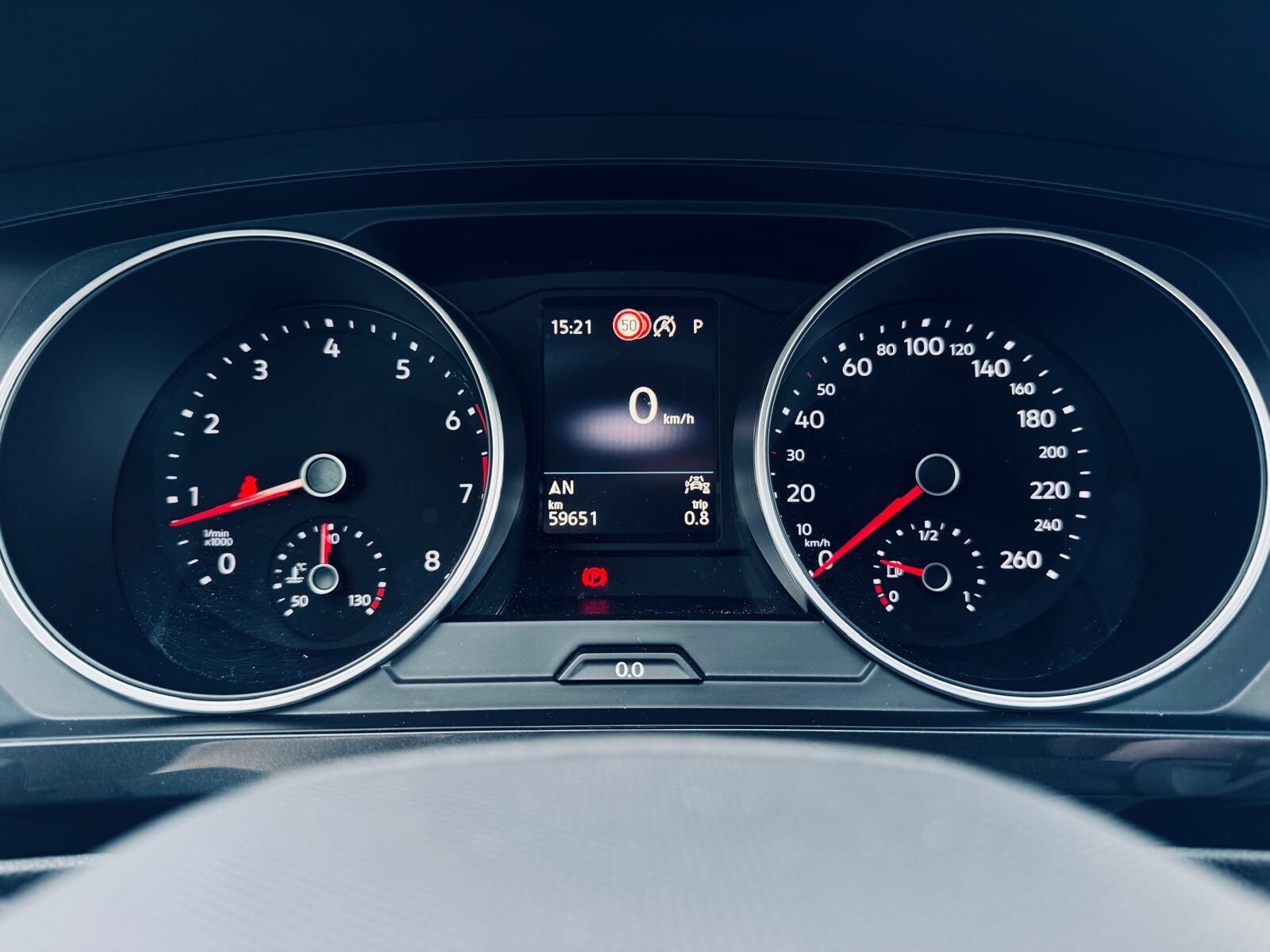 Volkswagen Tiguan - zdjęcie 24