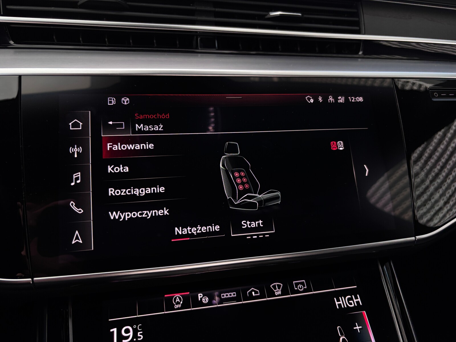 Audi A8 - zdjęcie 38