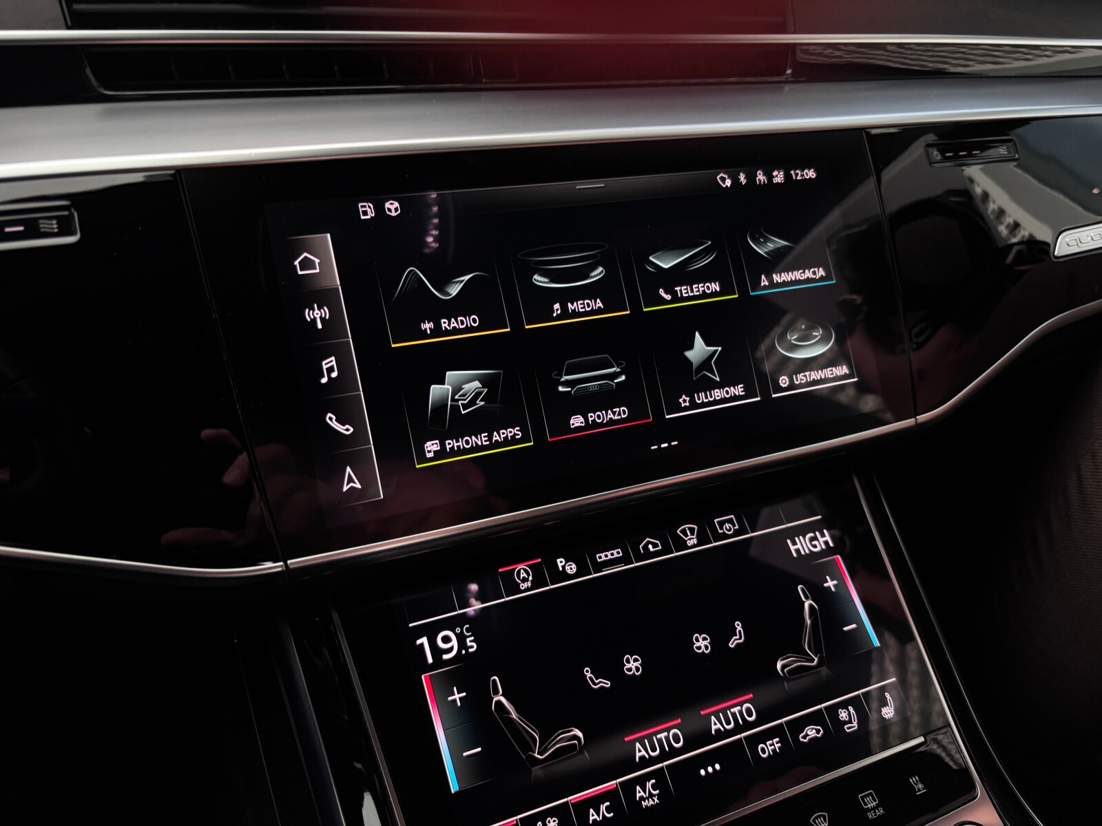 Audi A8 - zdjęcie 29