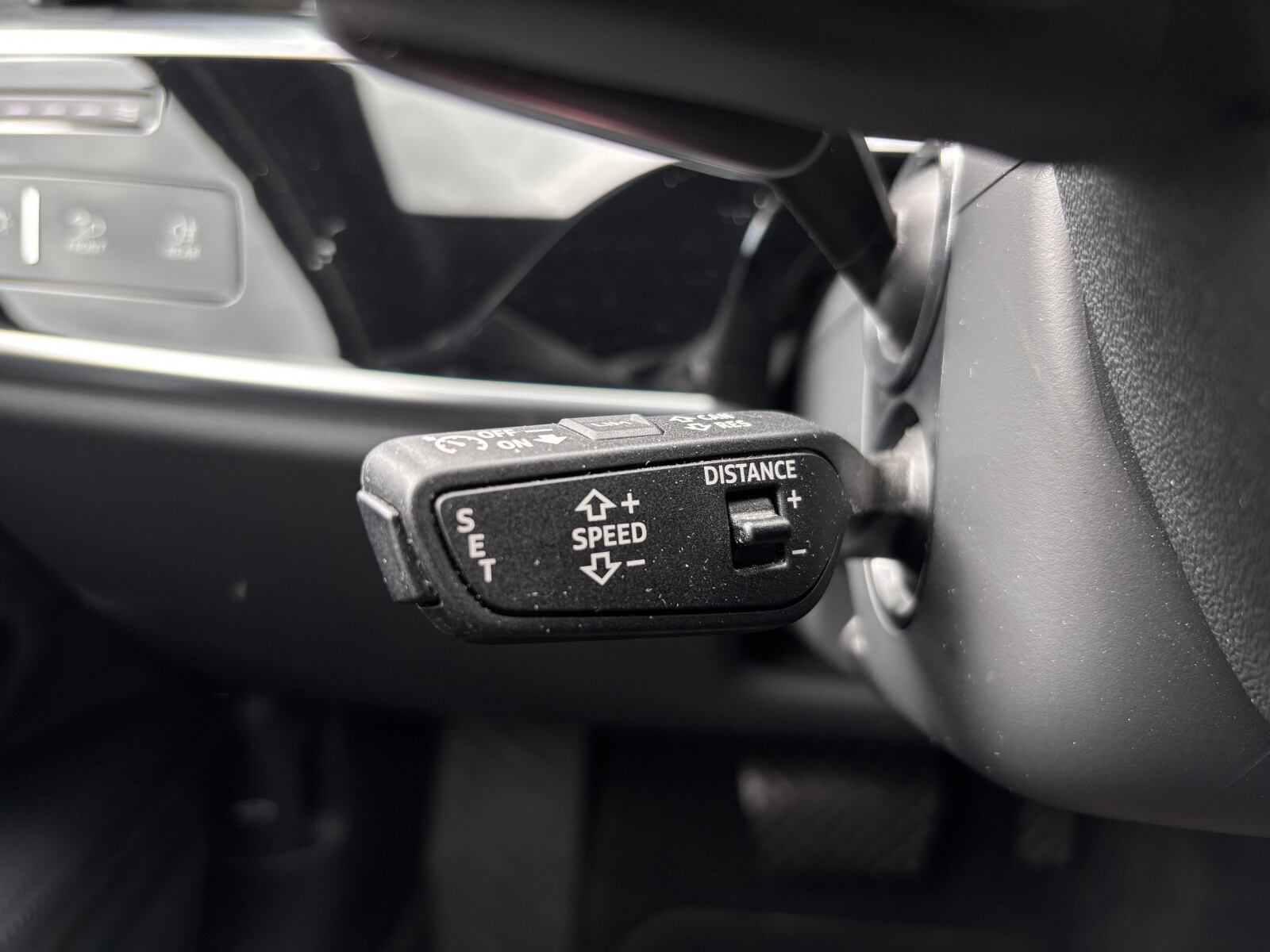 Audi A8 - zdjęcie 15