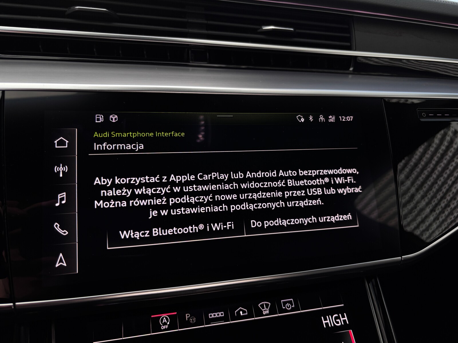 Audi A8 - zdjęcie 32
