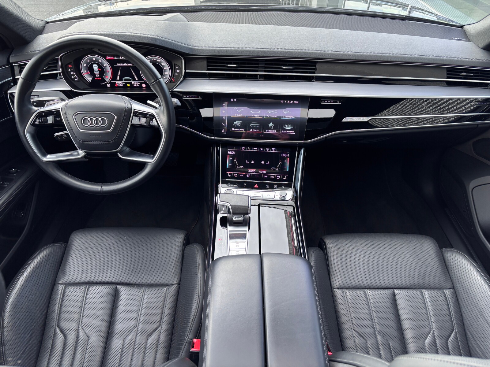 Audi A8 - zdjęcie 18