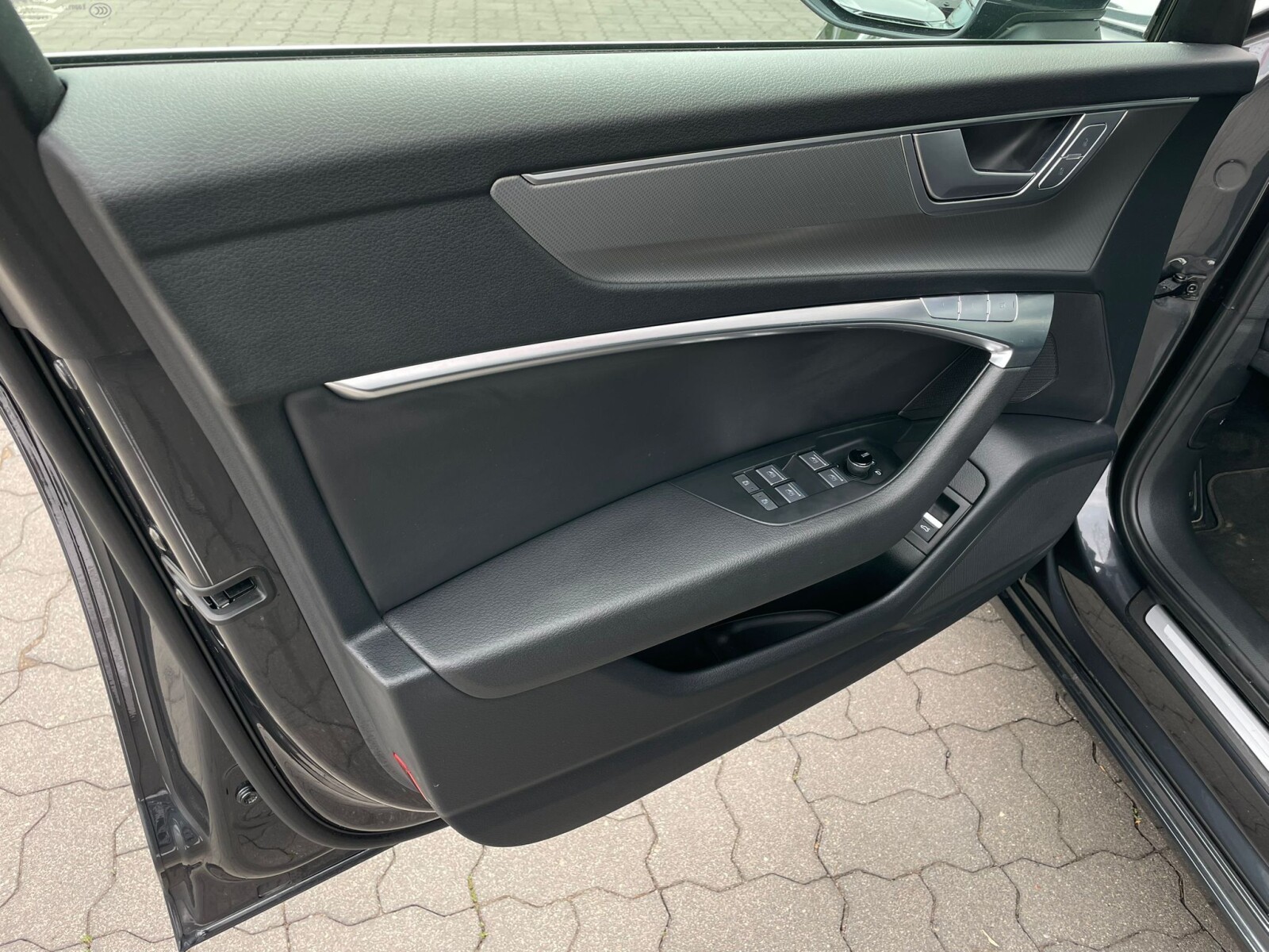 Audi A6 Avant - zdjęcie 18