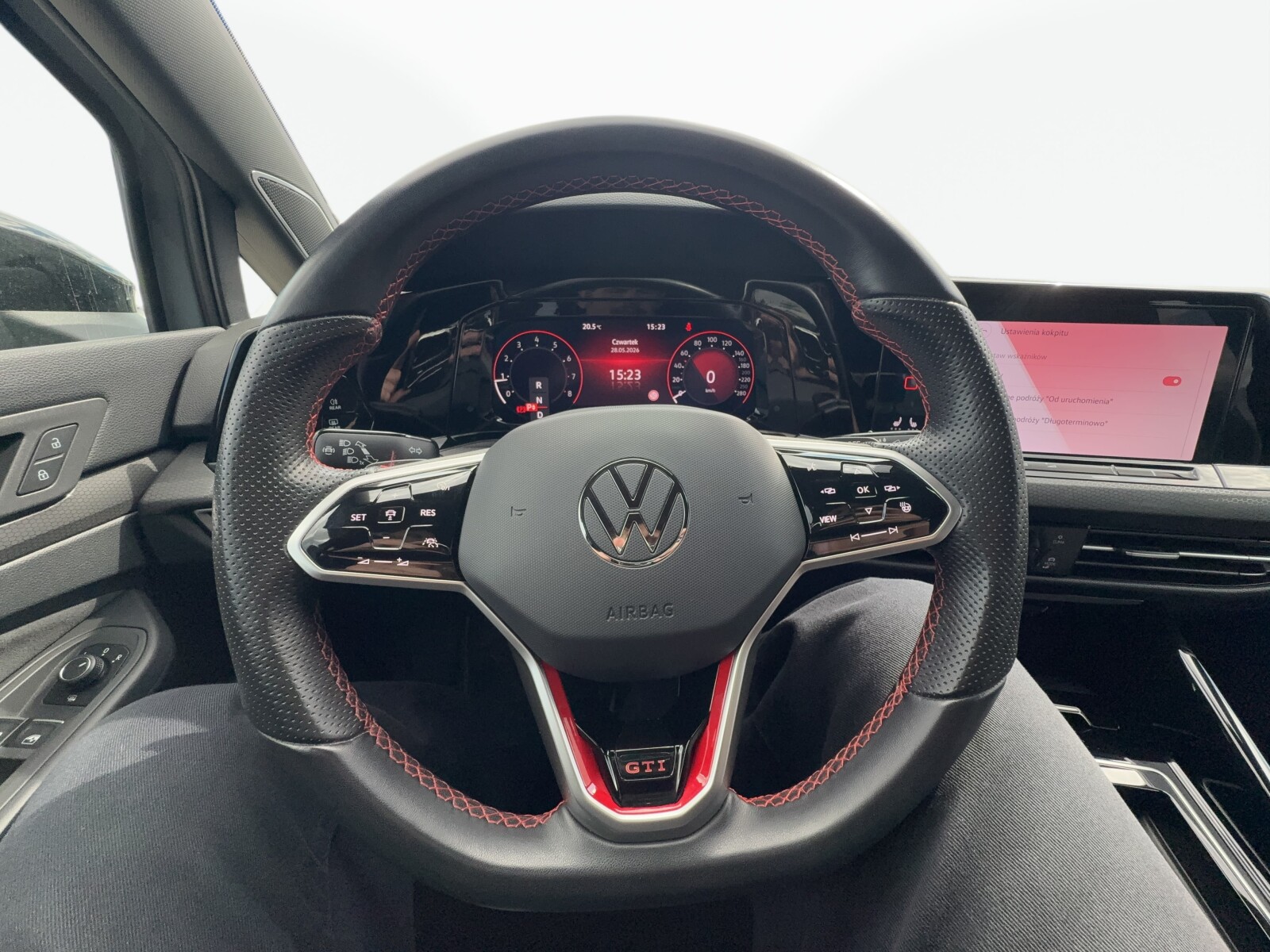 Volkswagen Golf - zdjęcie 33