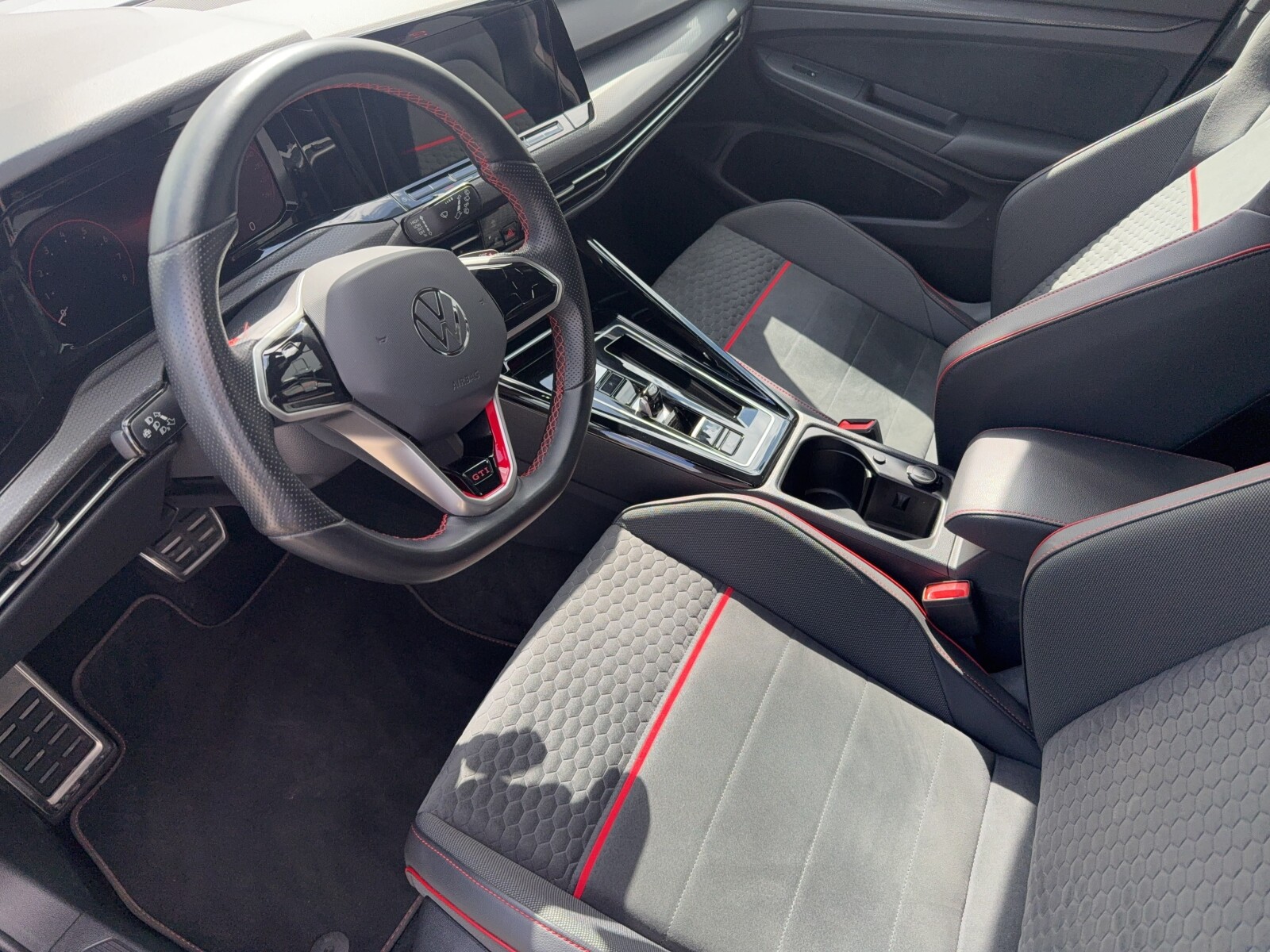 Volkswagen Golf - zdjęcie 15