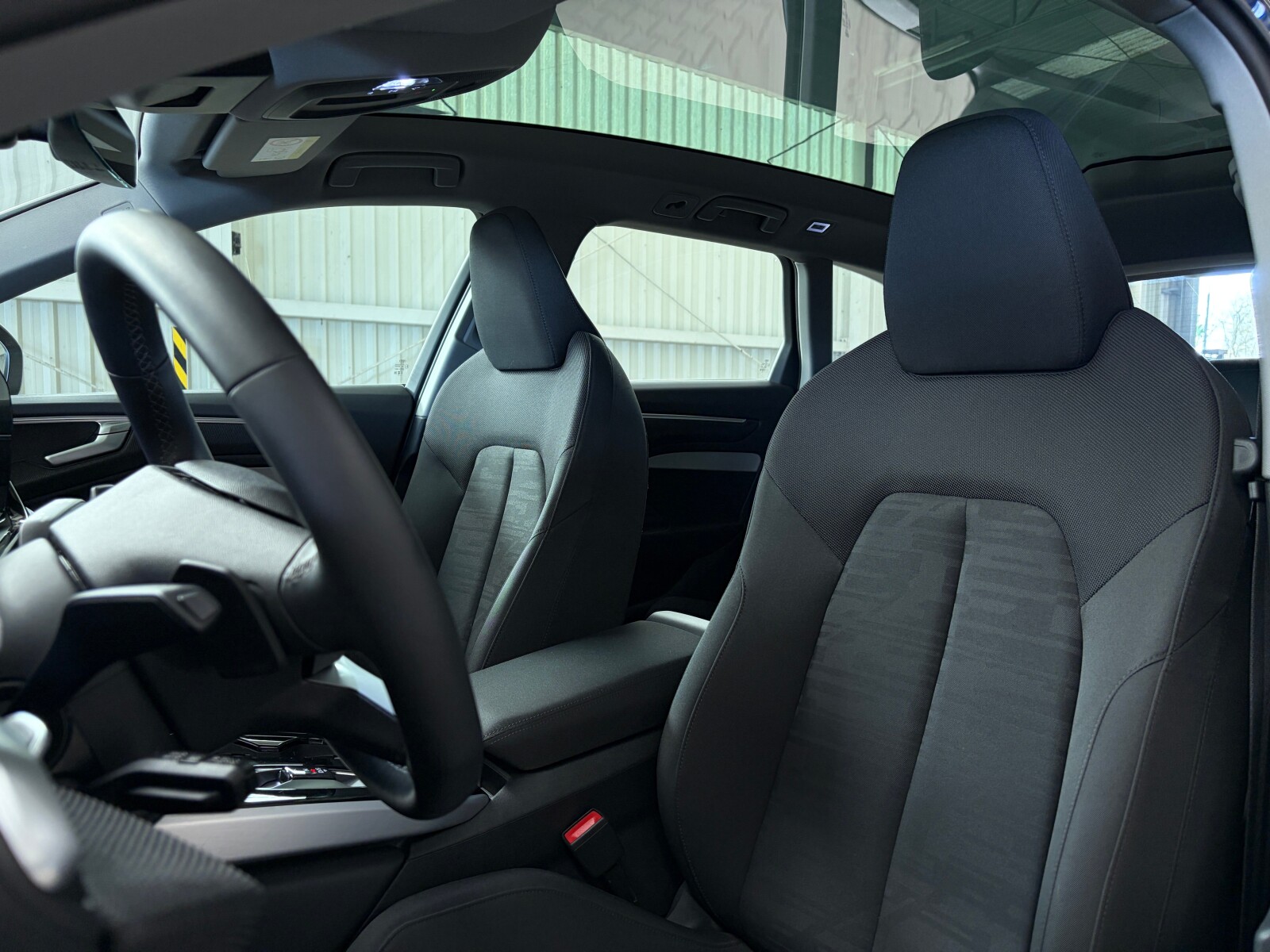 Audi A6 Avant - zdjęcie 12