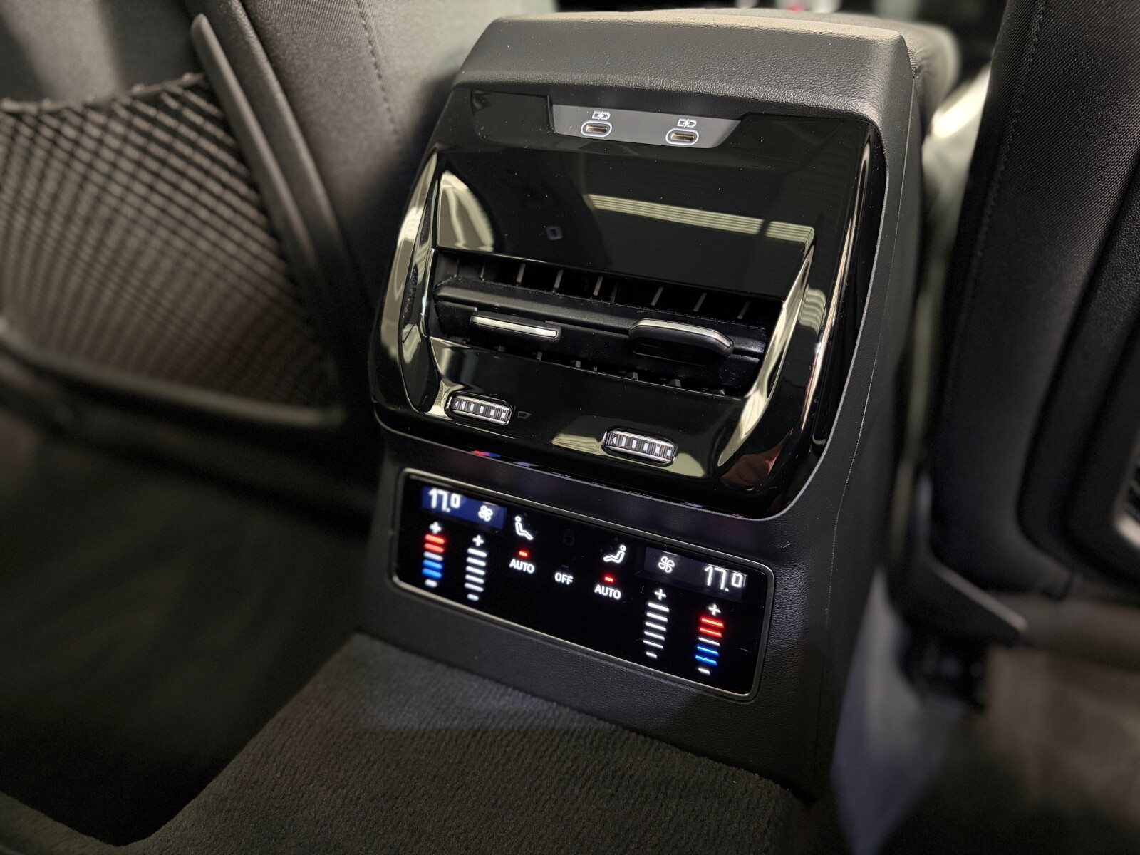 Audi A6 Avant - zdjęcie 26