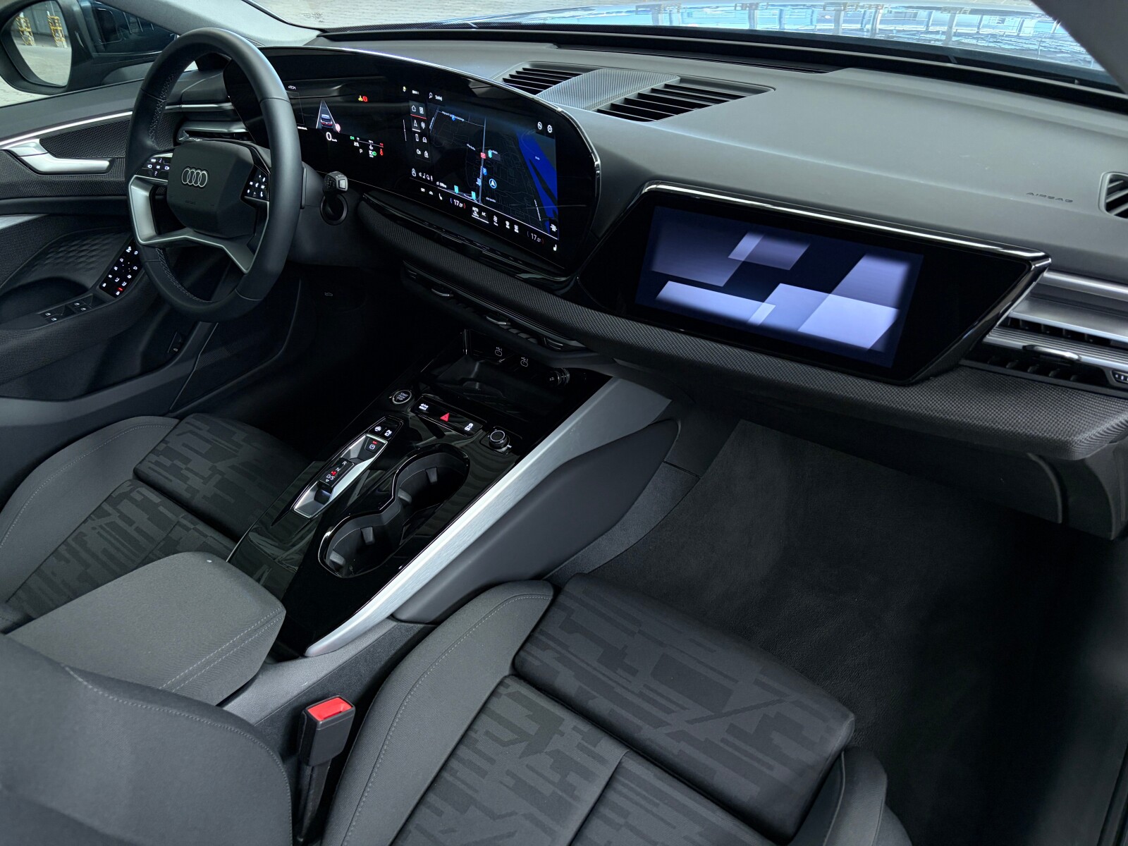 Audi A6 Avant - zdjęcie 21