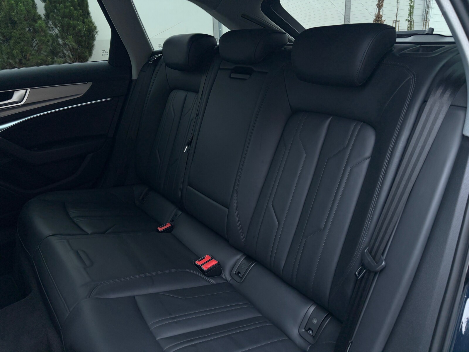 Audi A6 Avant - zdjęcie 25