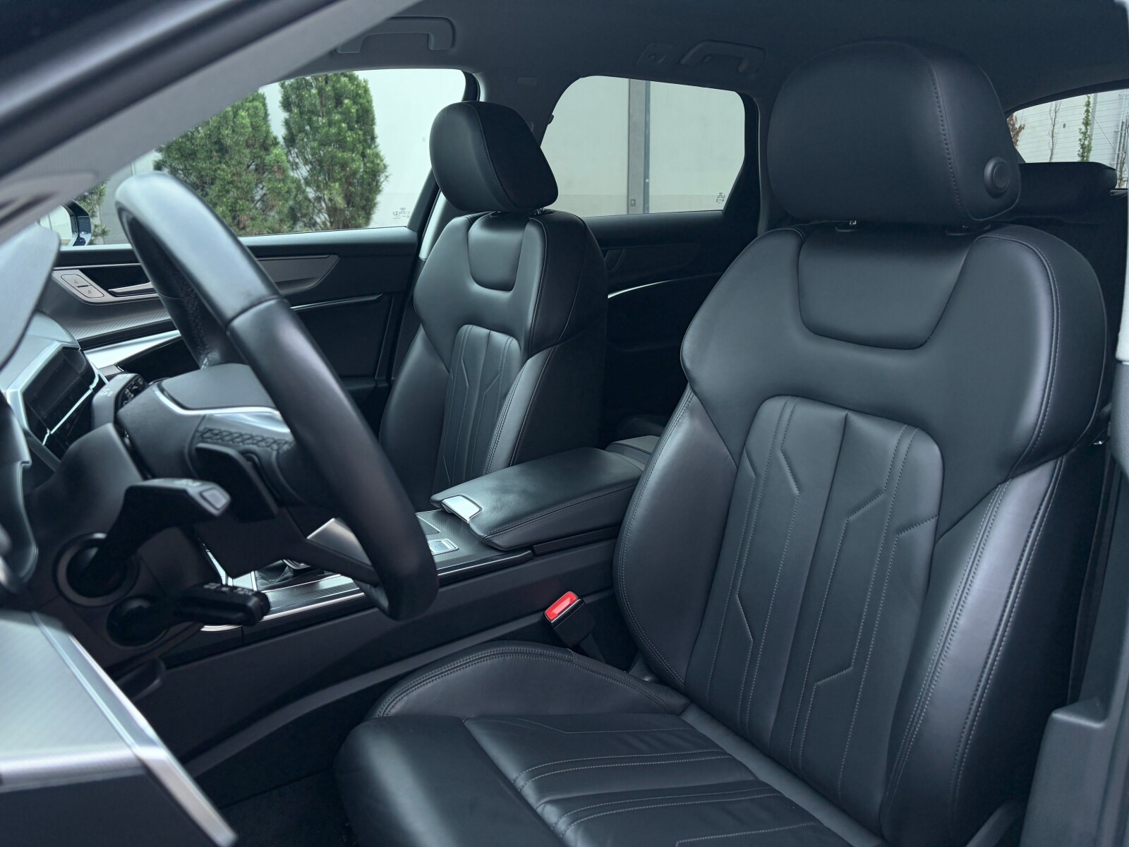 Audi A6 Avant - zdjęcie 13