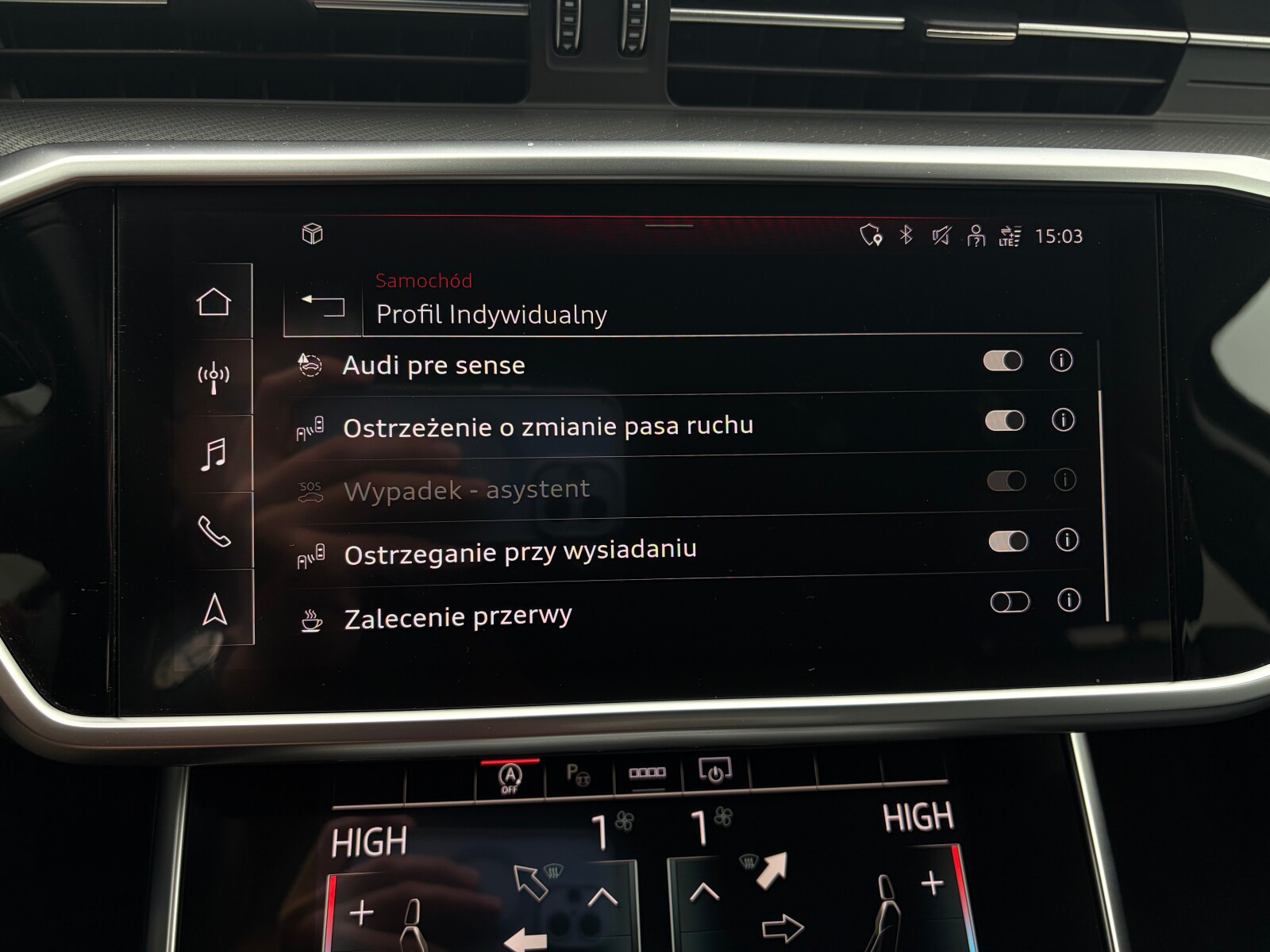 Audi A6 Avant - zdjęcie 36