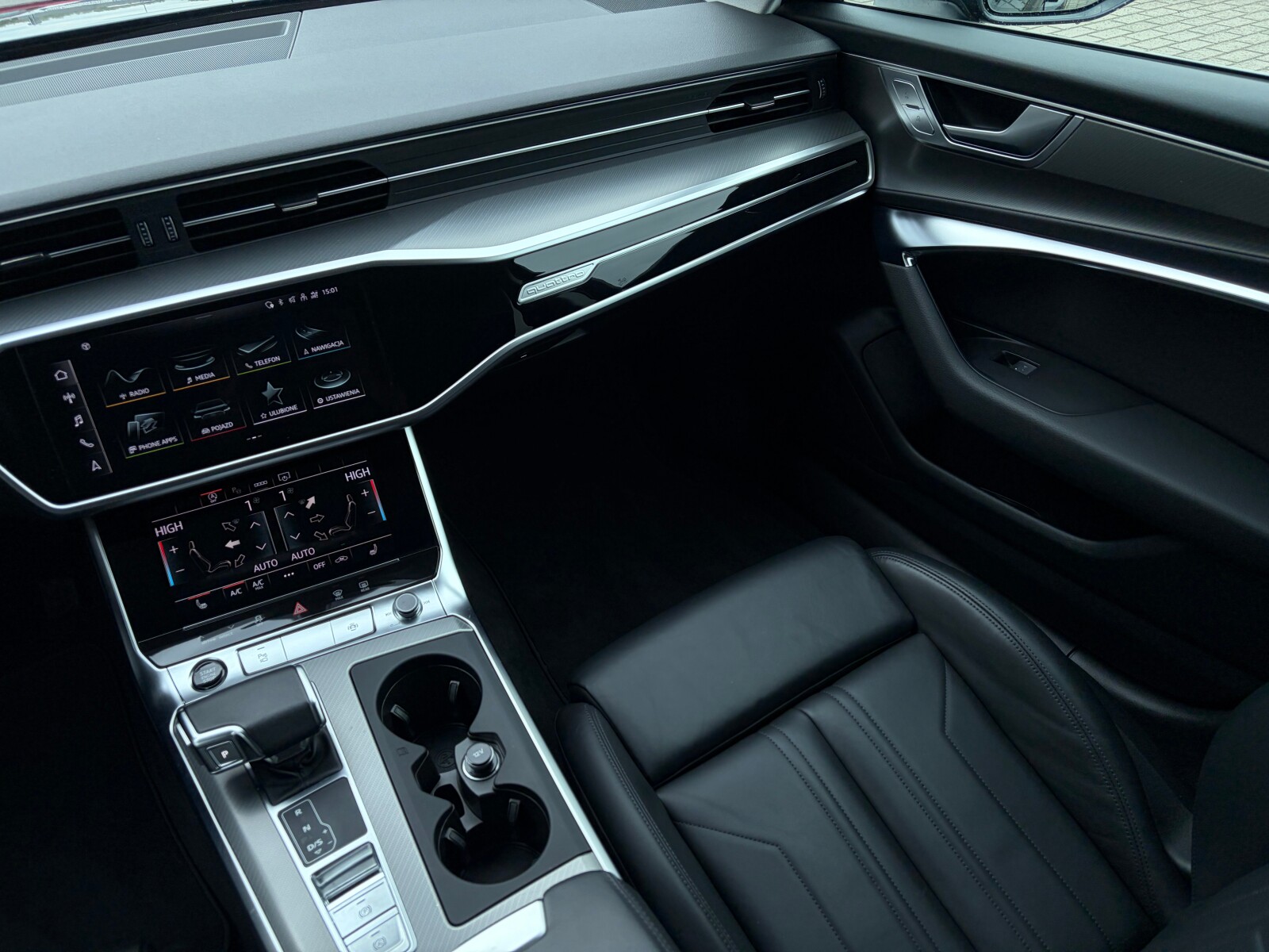 Audi A6 Avant - zdjęcie 20