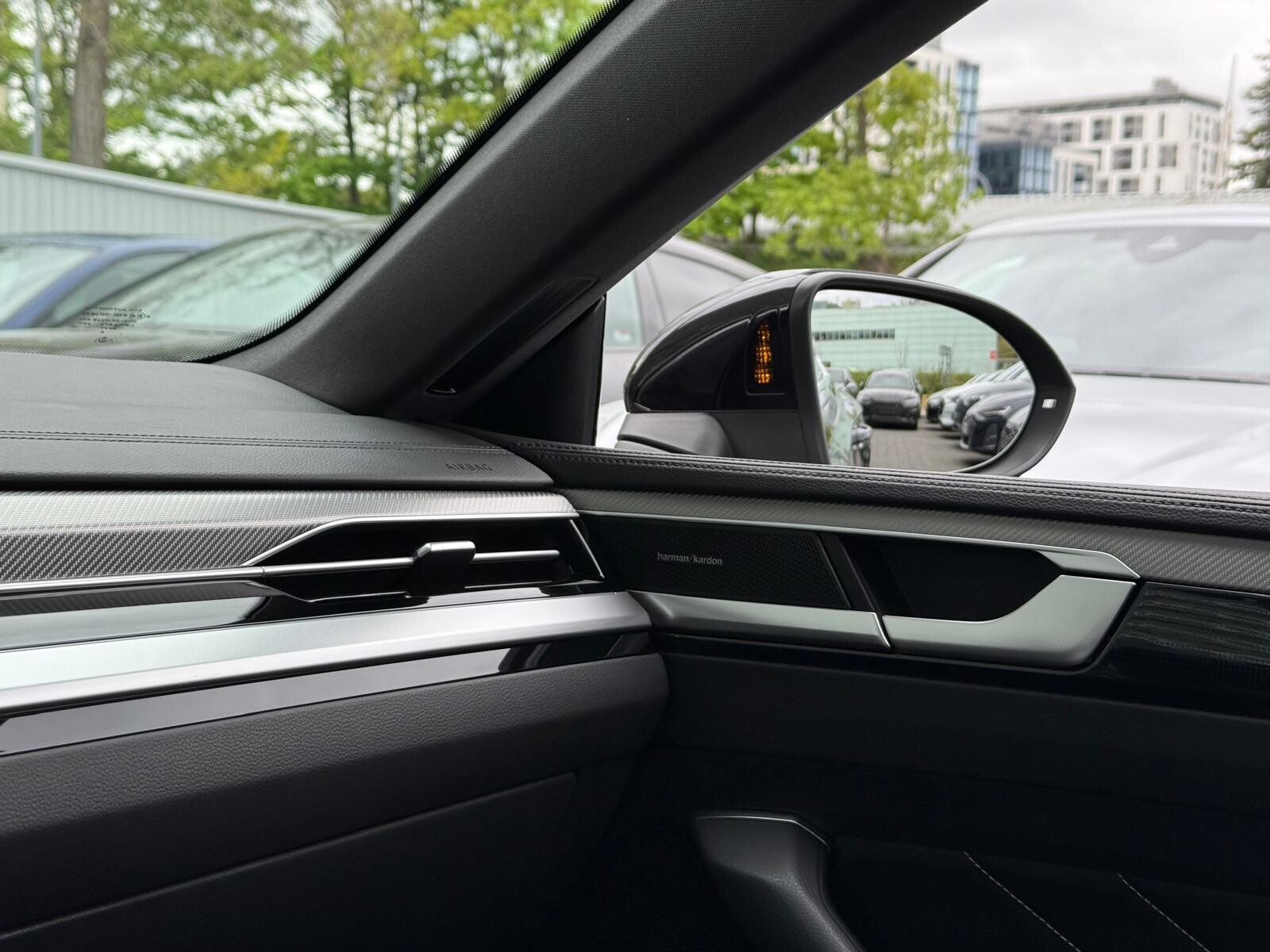 Volkswagen Arteon Shooting Brake - zdjęcie 40