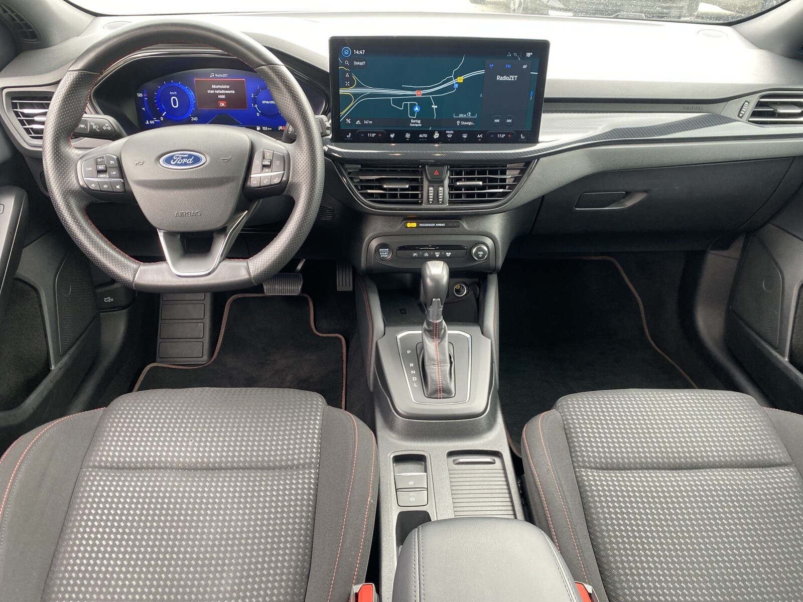 Ford Focus - zdjęcie 11