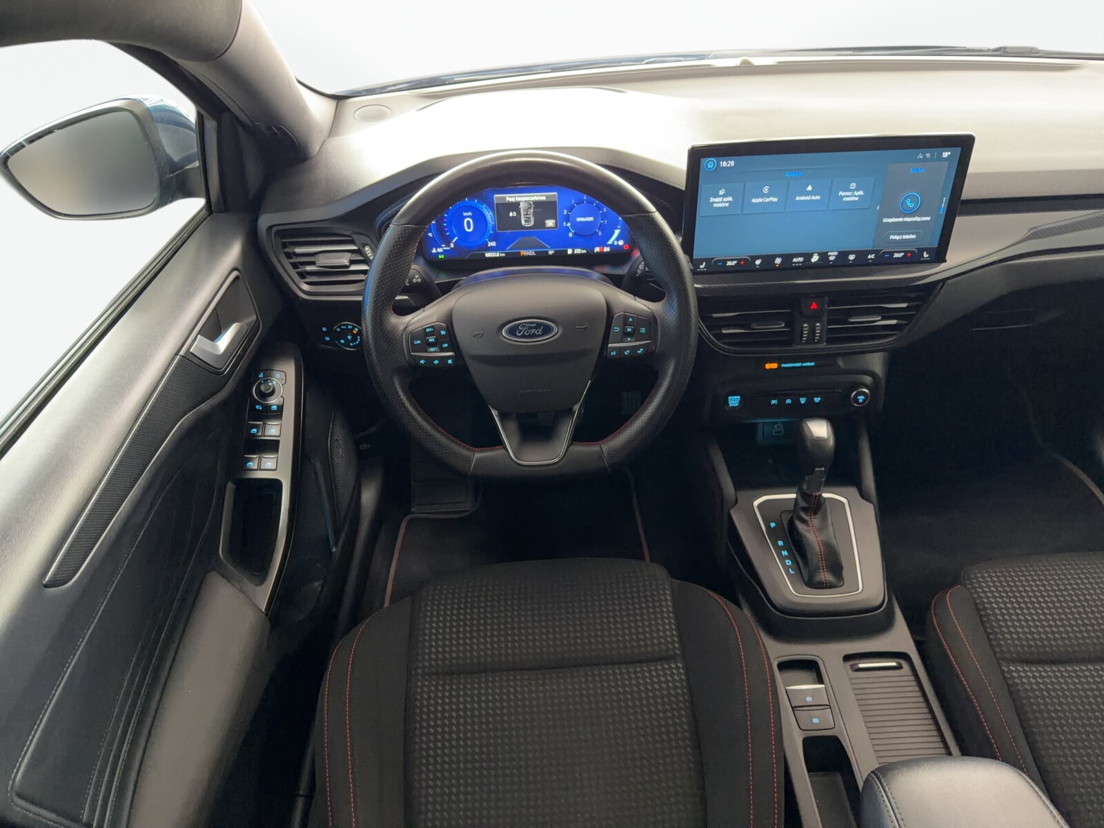 Ford Focus - zdjęcie 14