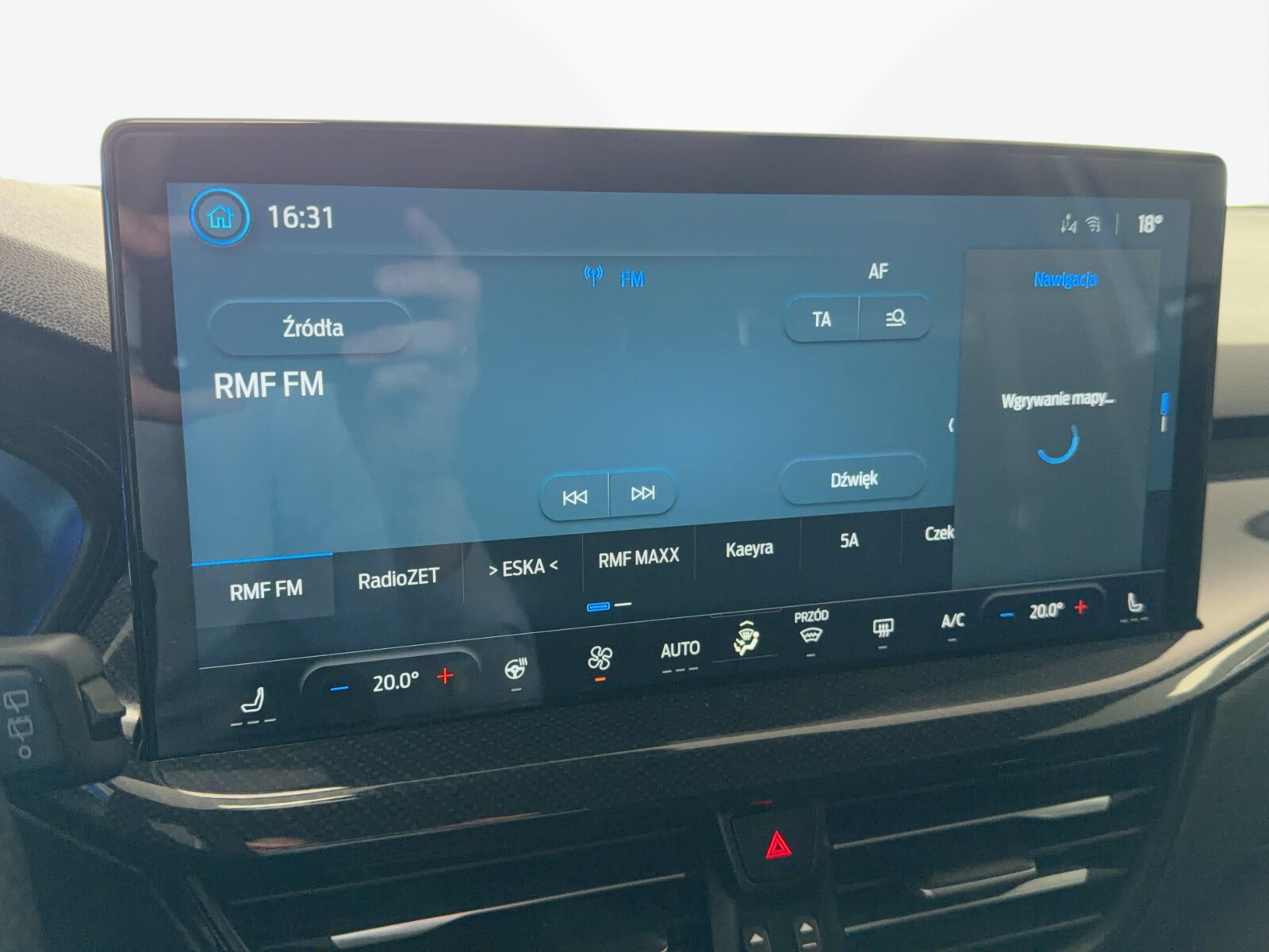 Ford Focus - zdjęcie 29