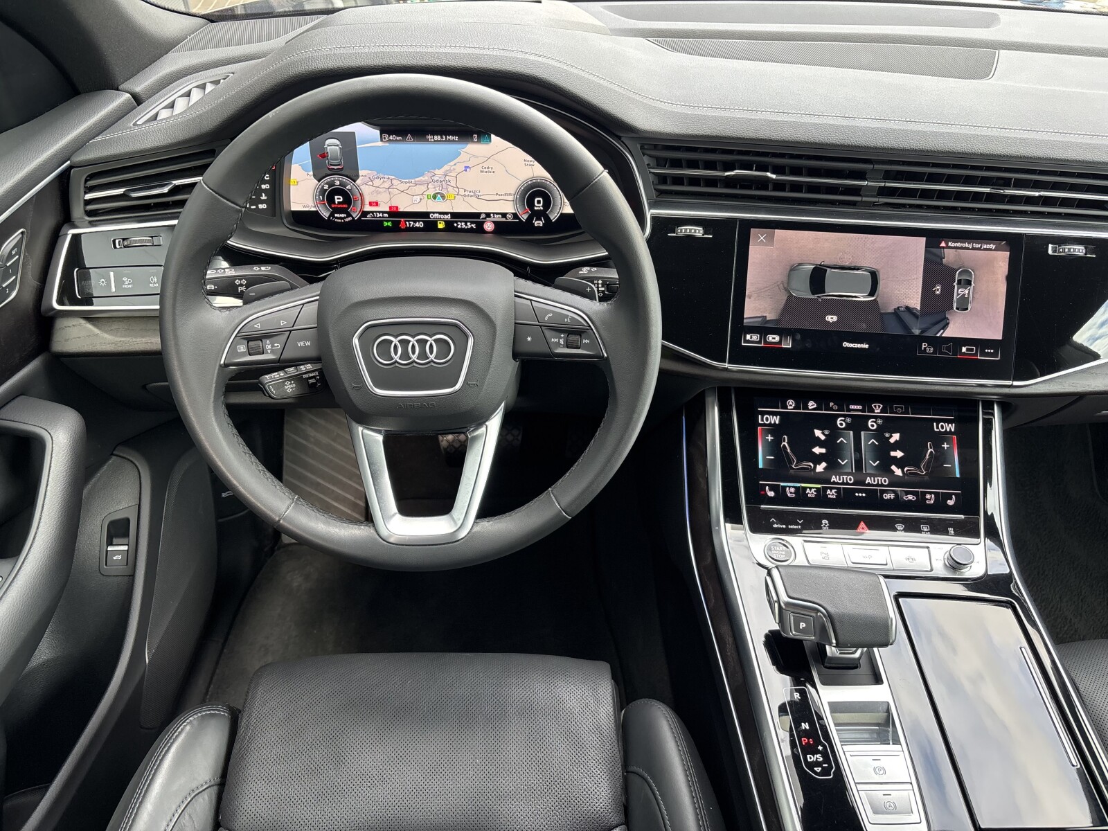 Audi Q8 - zdjęcie 10
