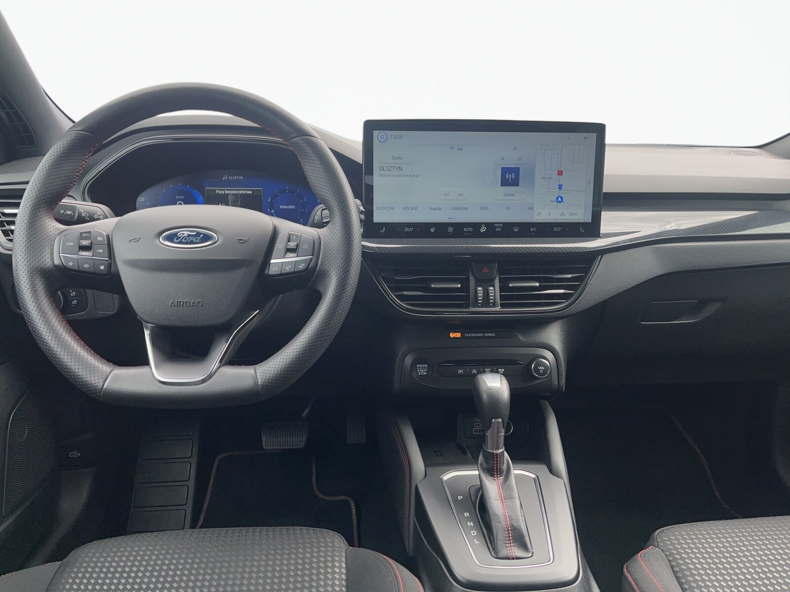 Ford Focus - zdjęcie 16