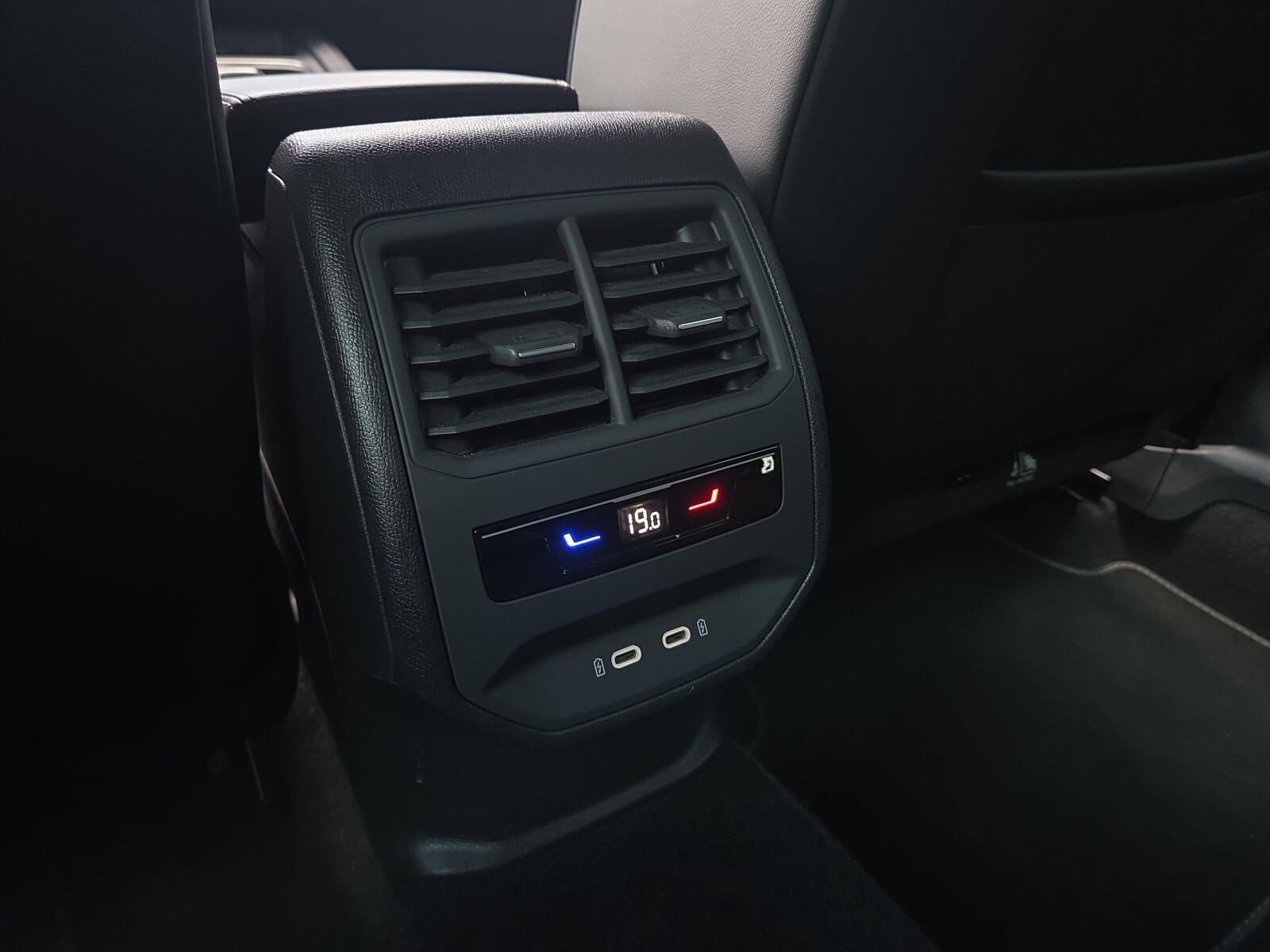 Cupra Formentor - zdjęcie 14