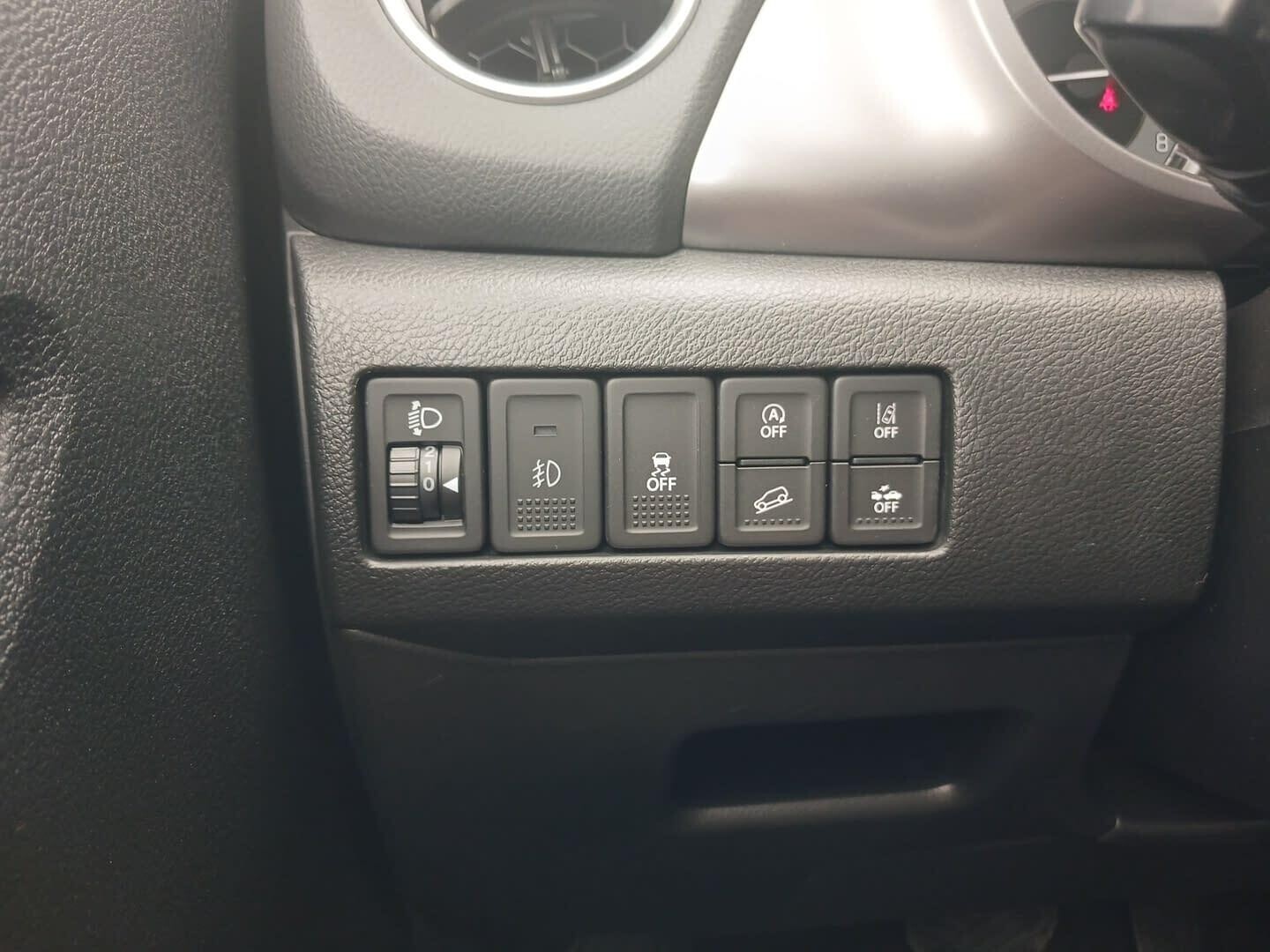 Suzuki Vitara - zdjęcie 19