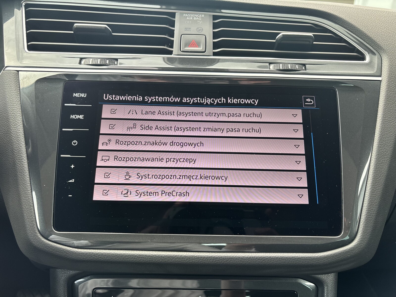 Volkswagen Tiguan - zdjęcie 38