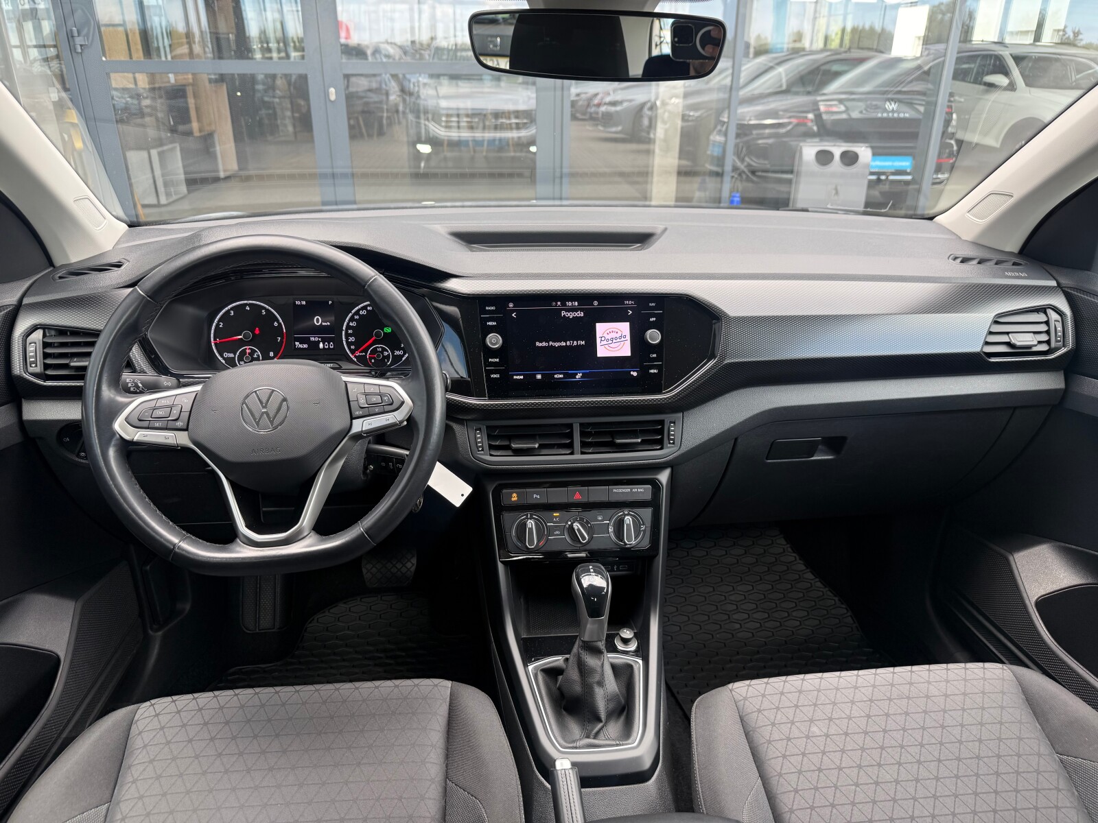 Volkswagen T-Cross - zdjęcie 9