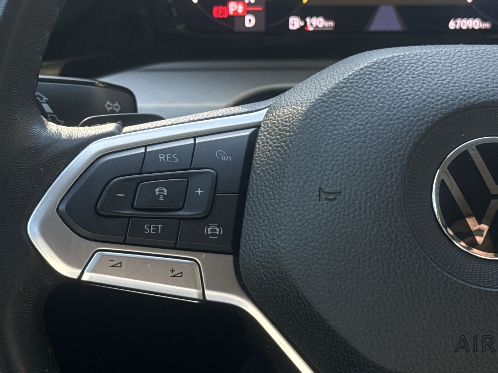 Volkswagen Golf - zdjęcie 14