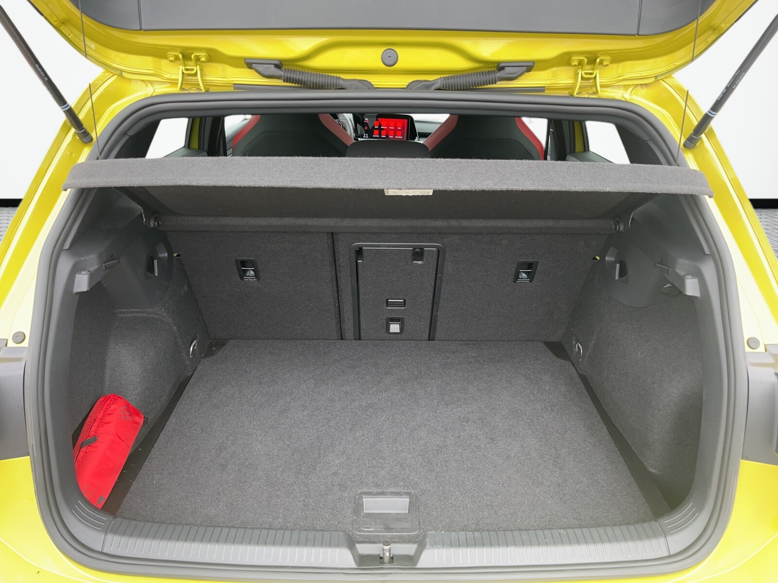 Volkswagen Golf - zdjęcie 17
