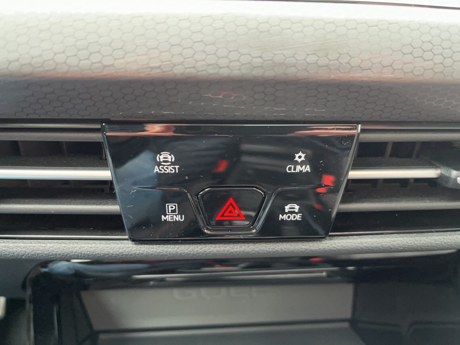 Volkswagen Golf - zdjęcie 30