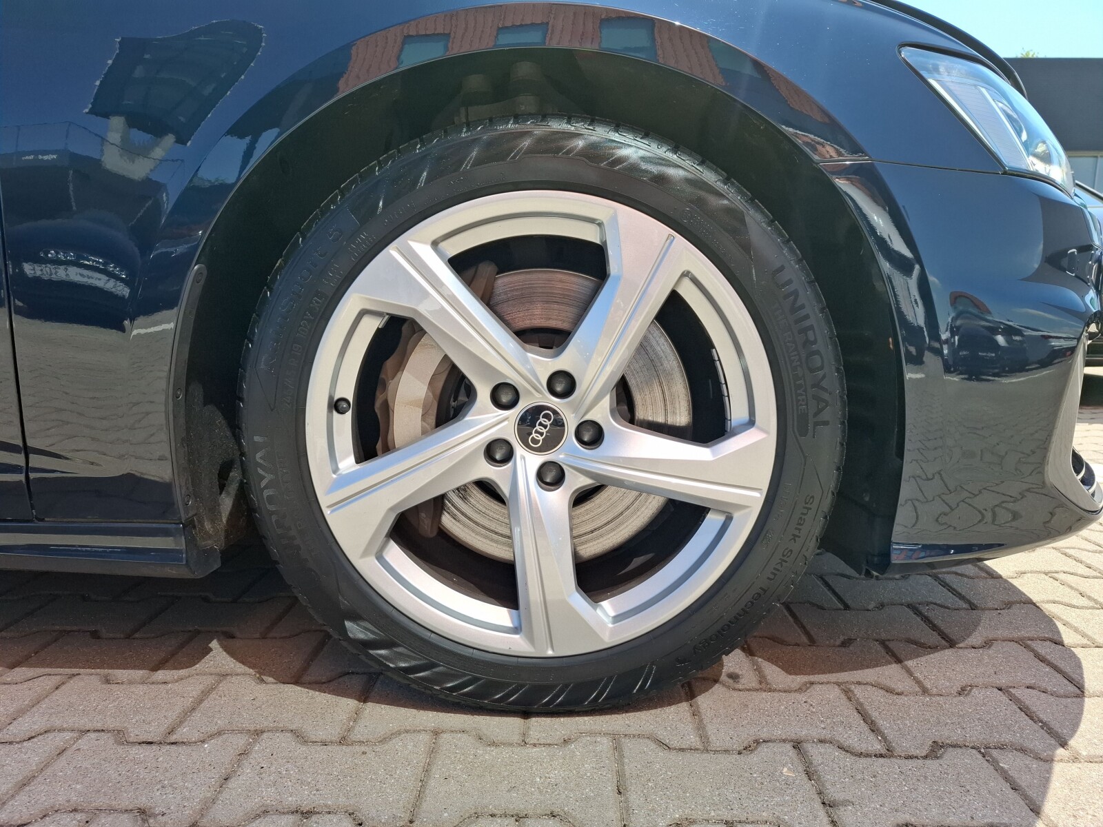 Audi A6 Avant - zdjęcie 10