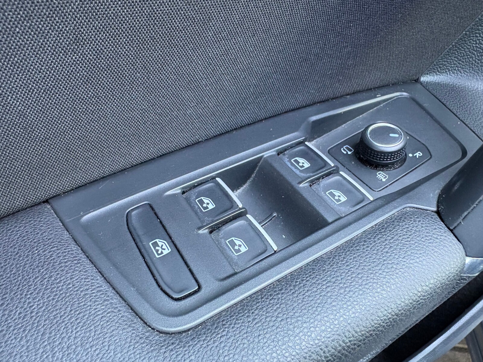 Volkswagen Tiguan Allspace - zdjęcie 23