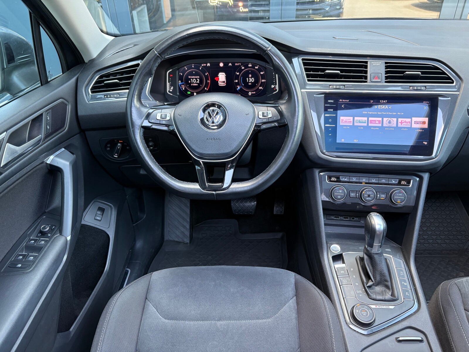 Volkswagen Tiguan Allspace - zdjęcie 10