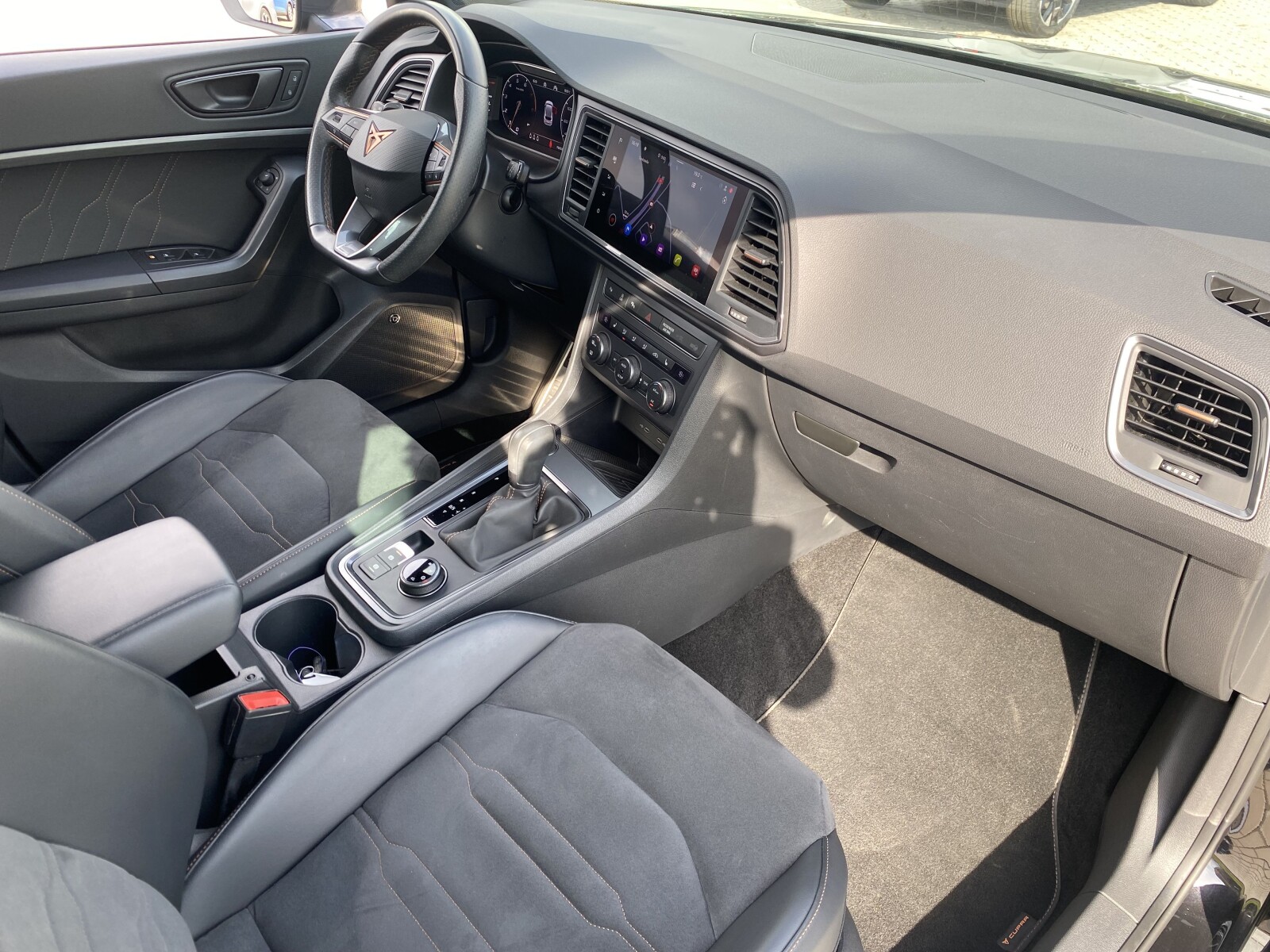 Cupra Ateca - zdjęcie 15