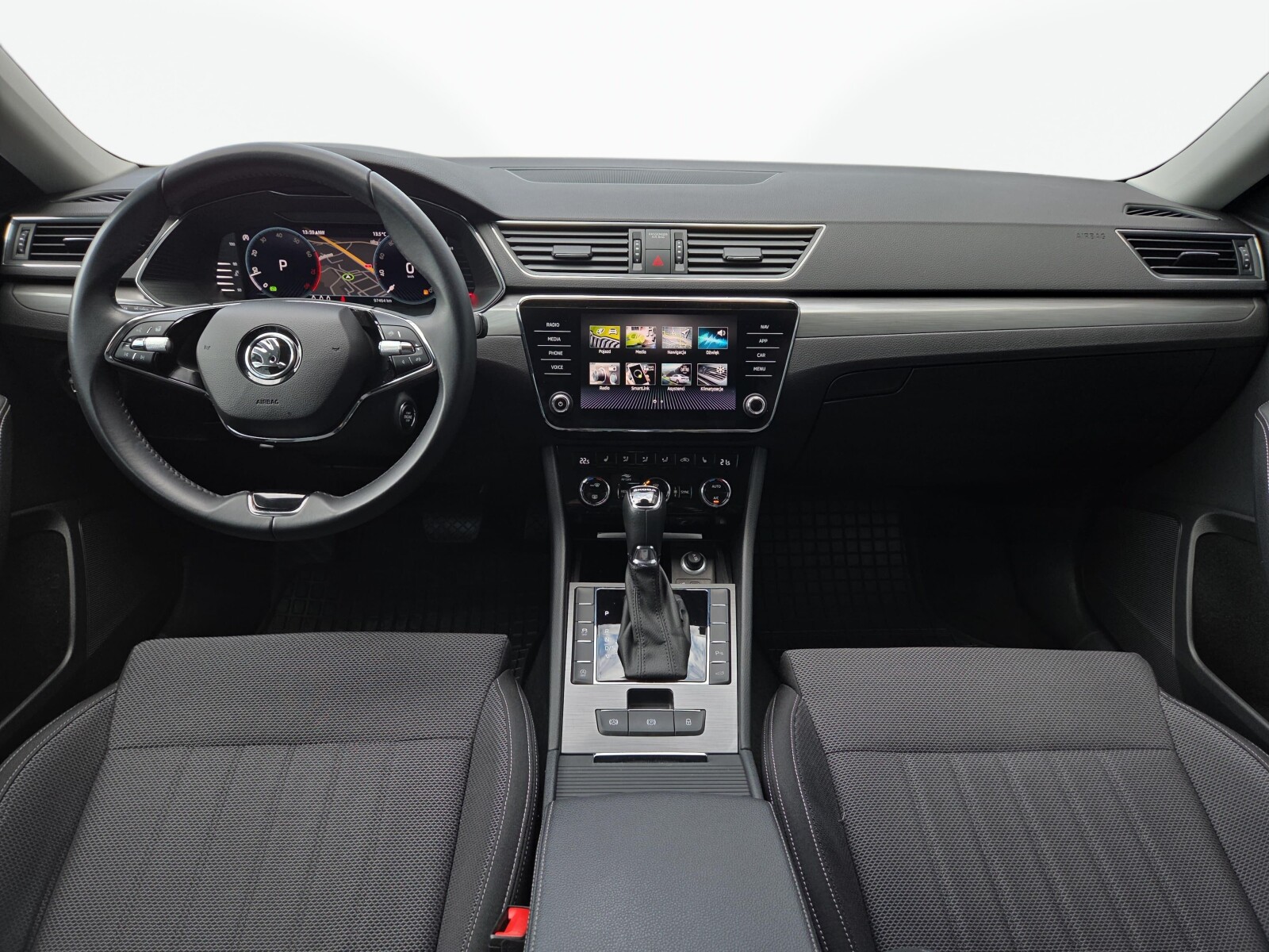 Škoda Superb - zdjęcie 10