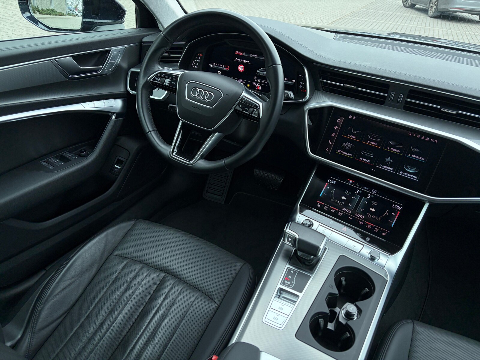 Audi A6 Avant - zdjęcie 18