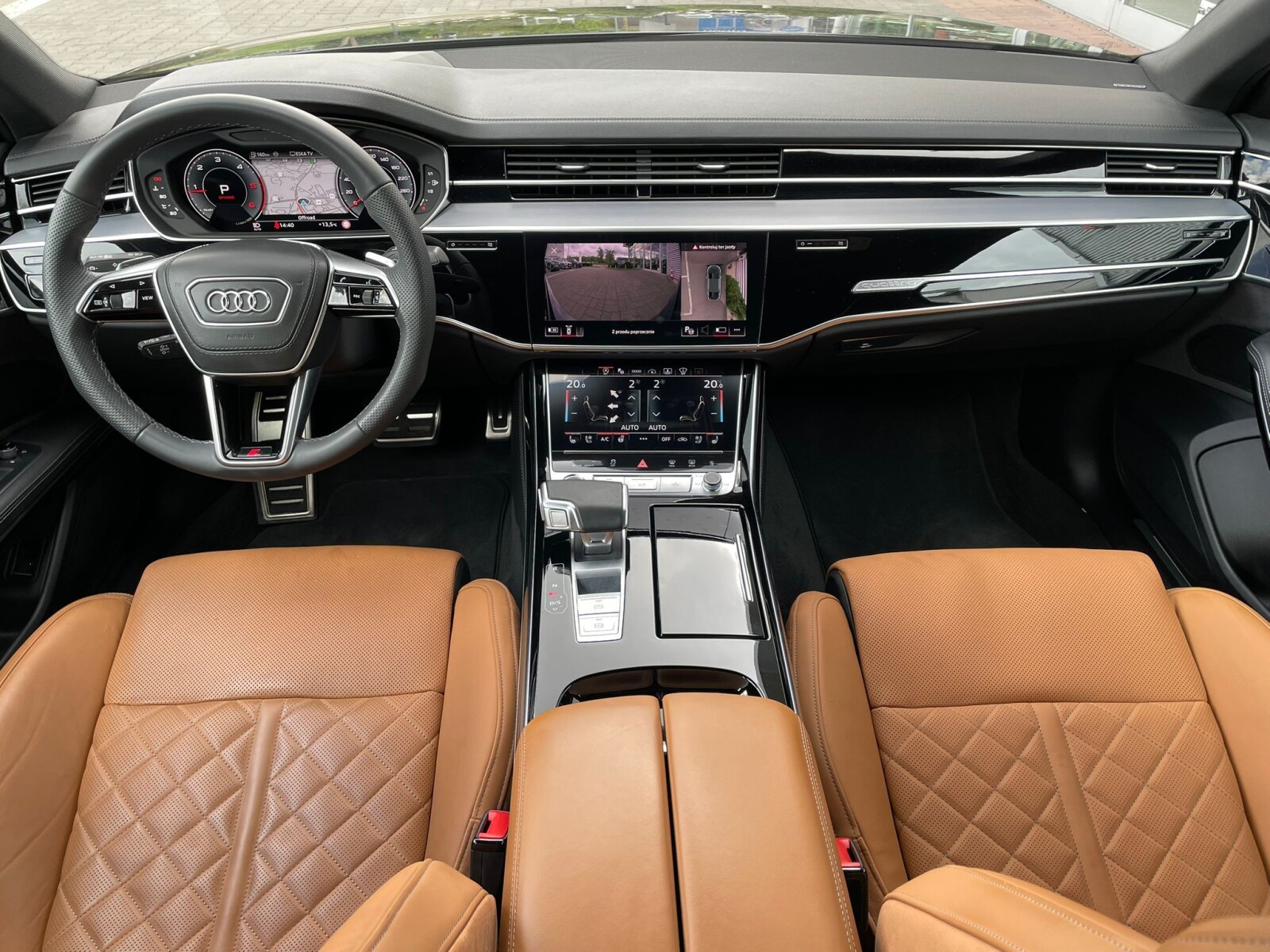 Audi A8 - zdjęcie 16