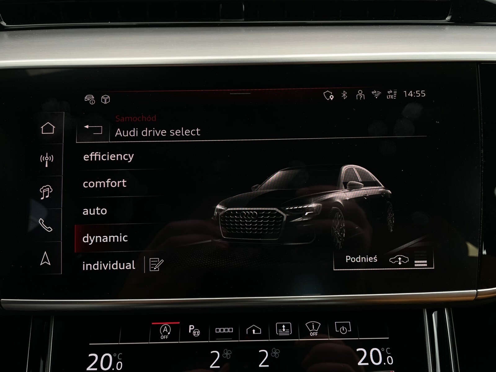 Audi A8 - zdjęcie 30