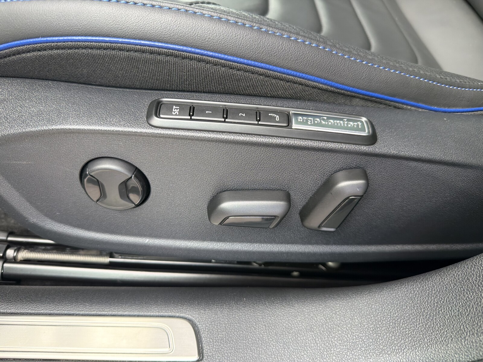 Volkswagen Arteon Shooting Brake - zdjęcie 37