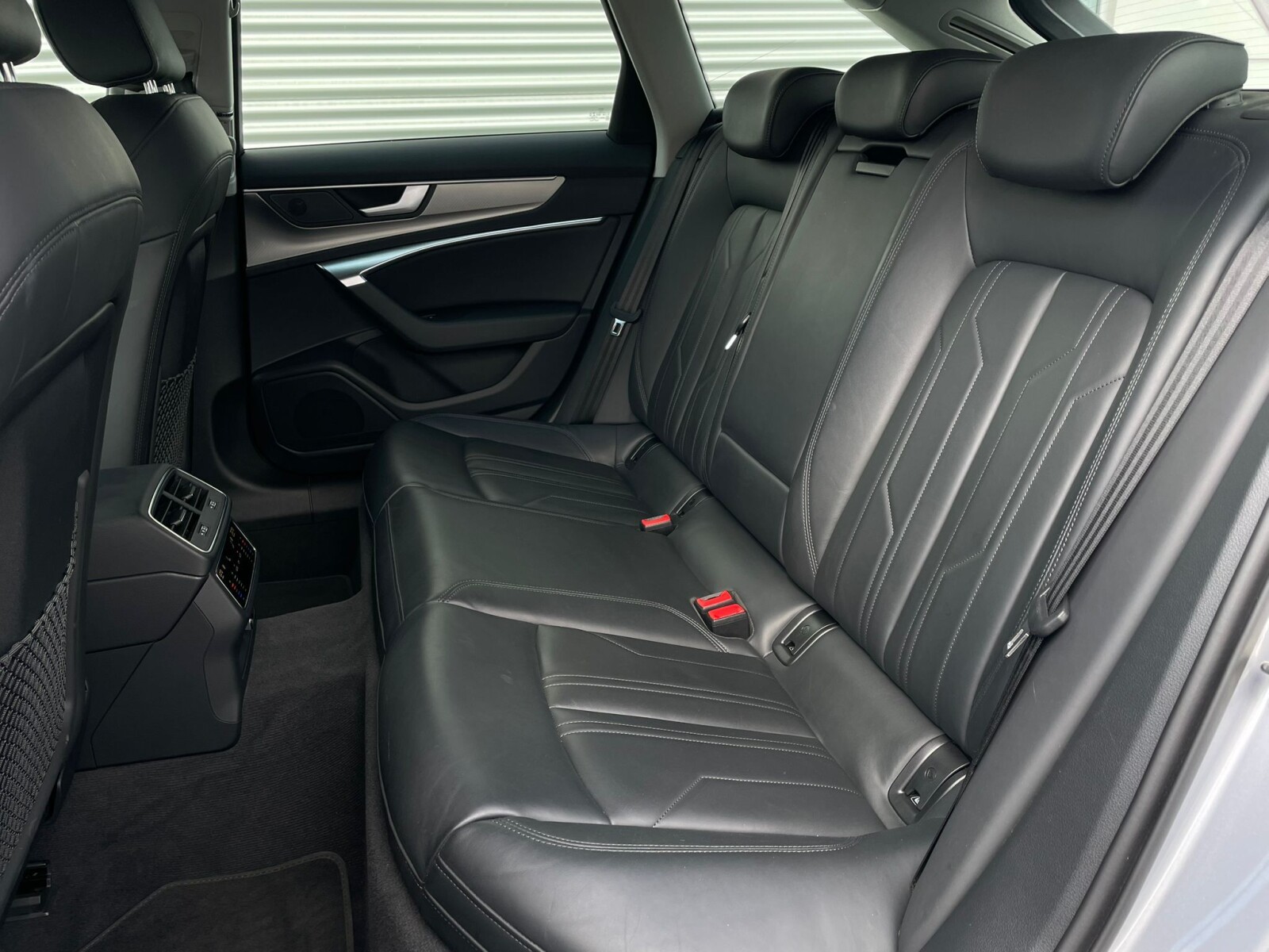 Audi A6 Avant - zdjęcie 13